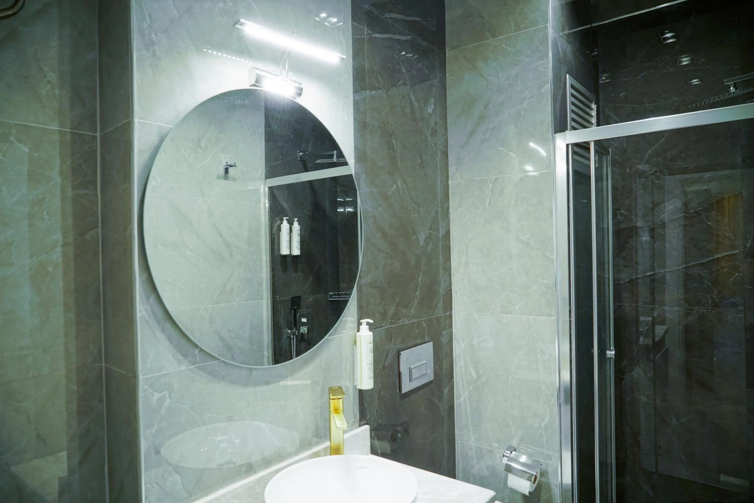 Bathroom in Elite World Homes Istanbul Bosphorus