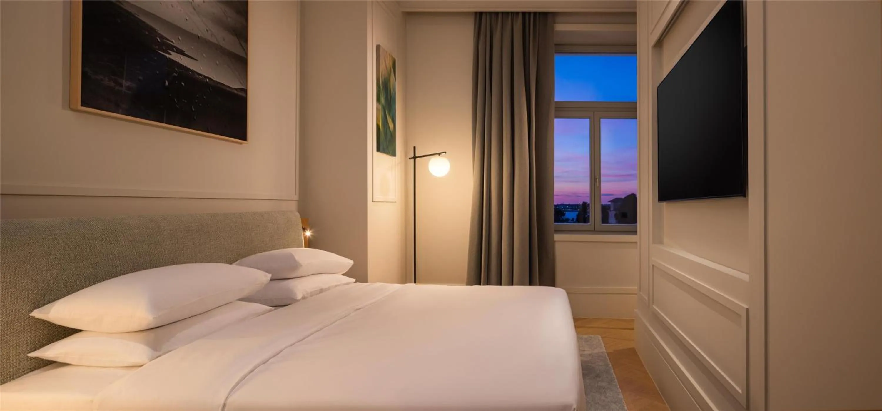 Photo of the whole room, Bed in Hyatt Regency Zadar