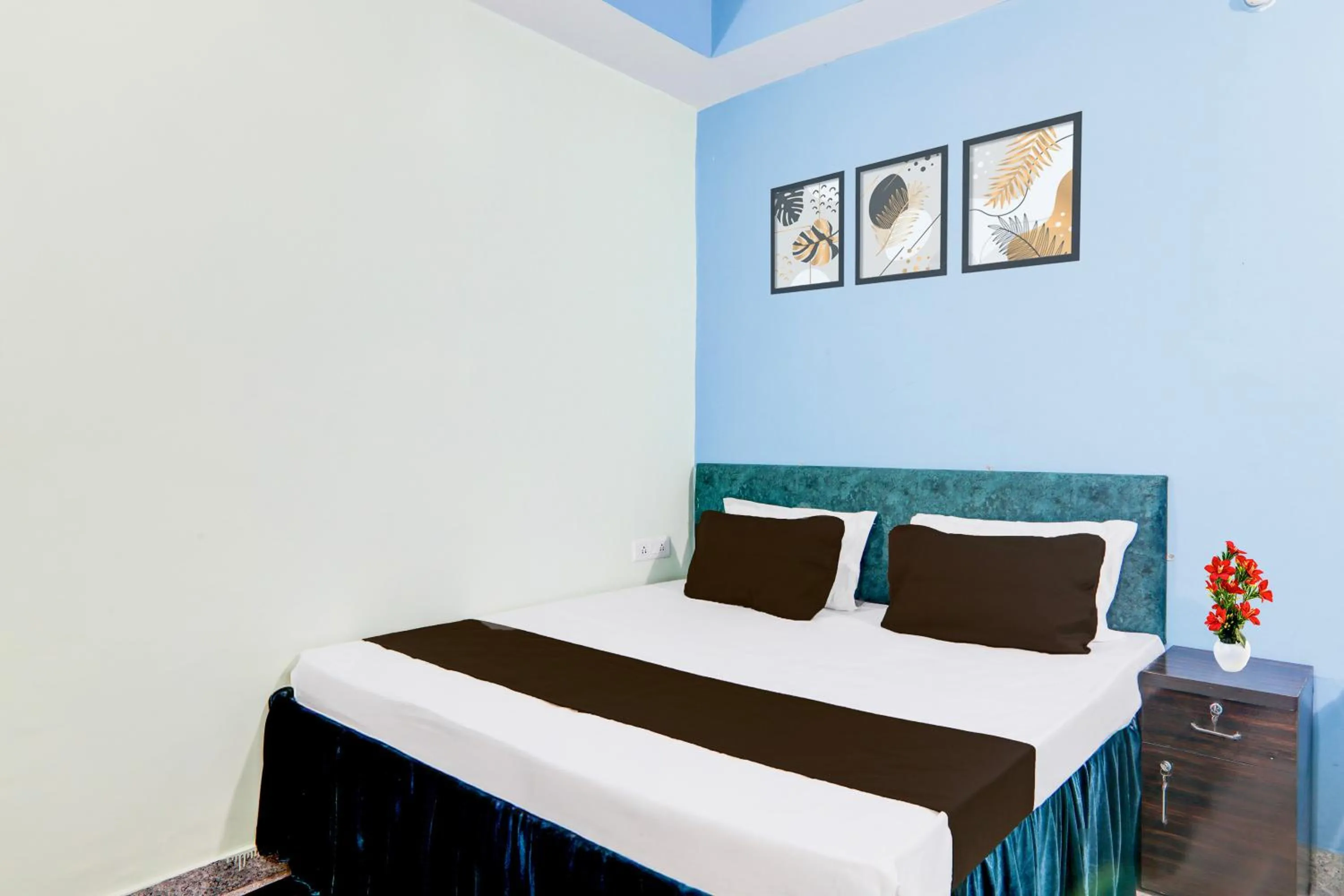 Bedroom, Bed in TOWNHOUSE 057 GUJRANWALA TOWN