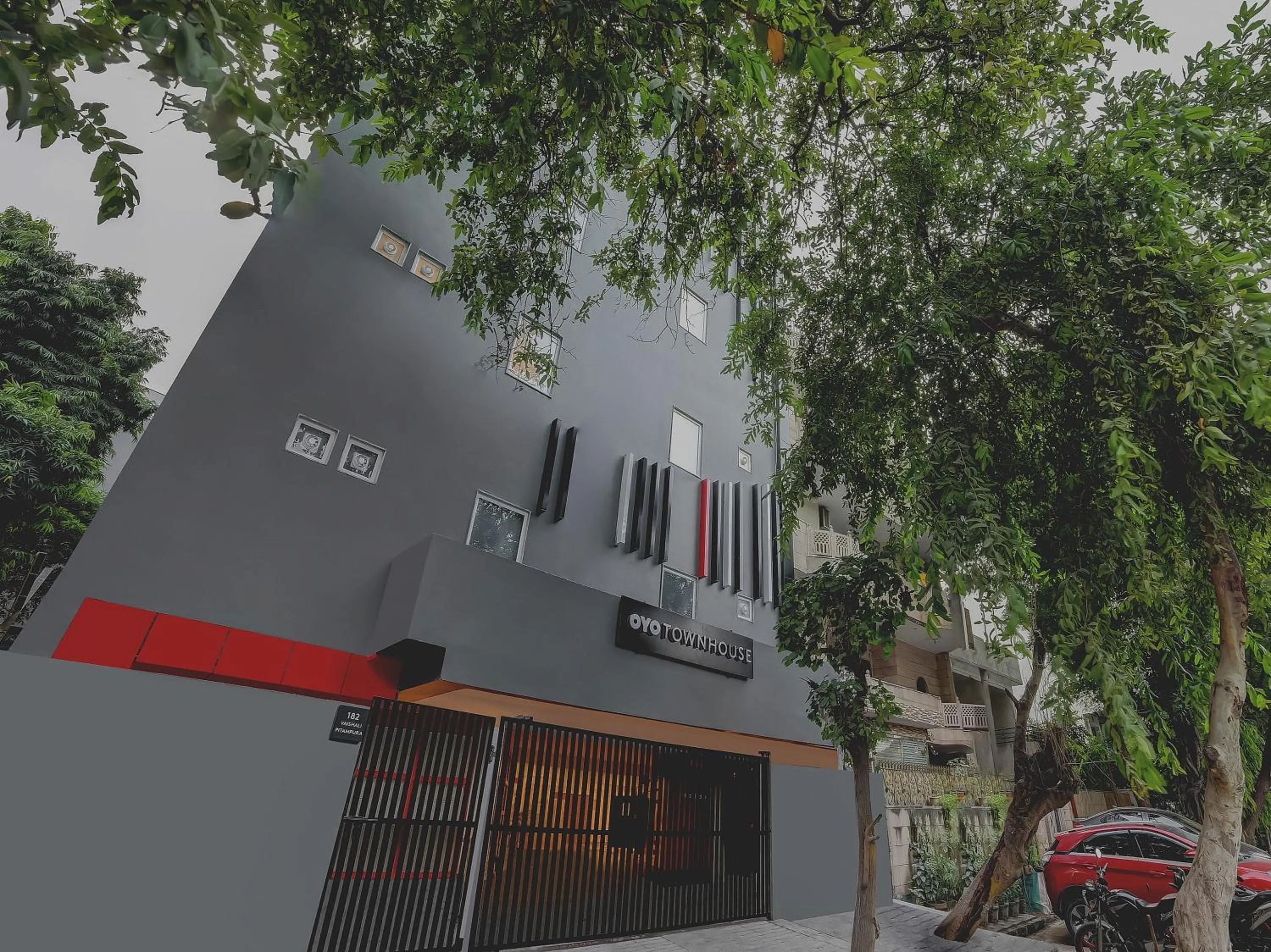 Collection O Near Kohat Enclave Metro Station