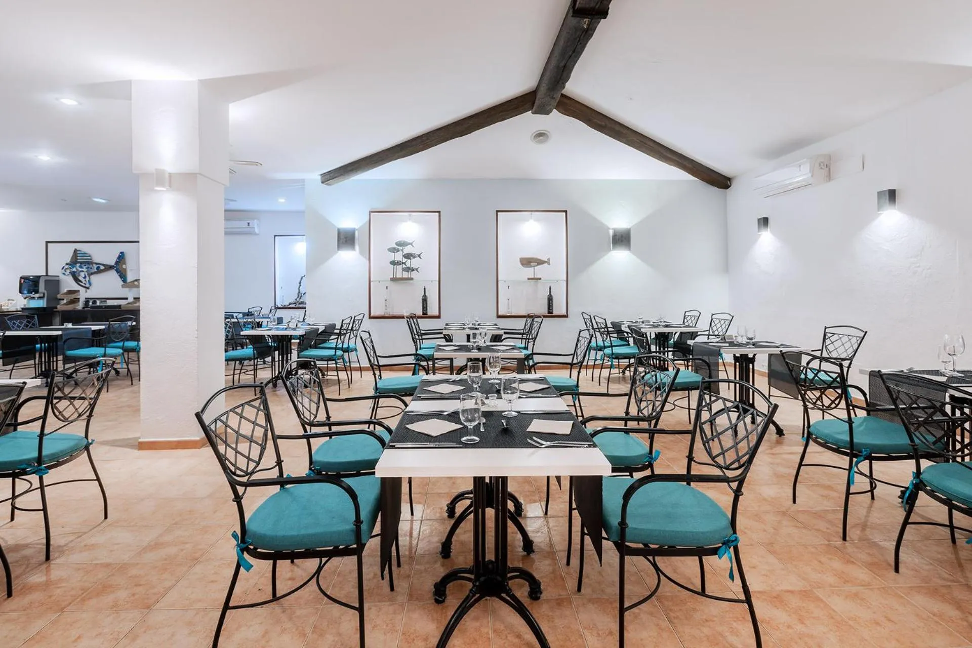 Restaurant/places to eat in Dream Bocayna Village