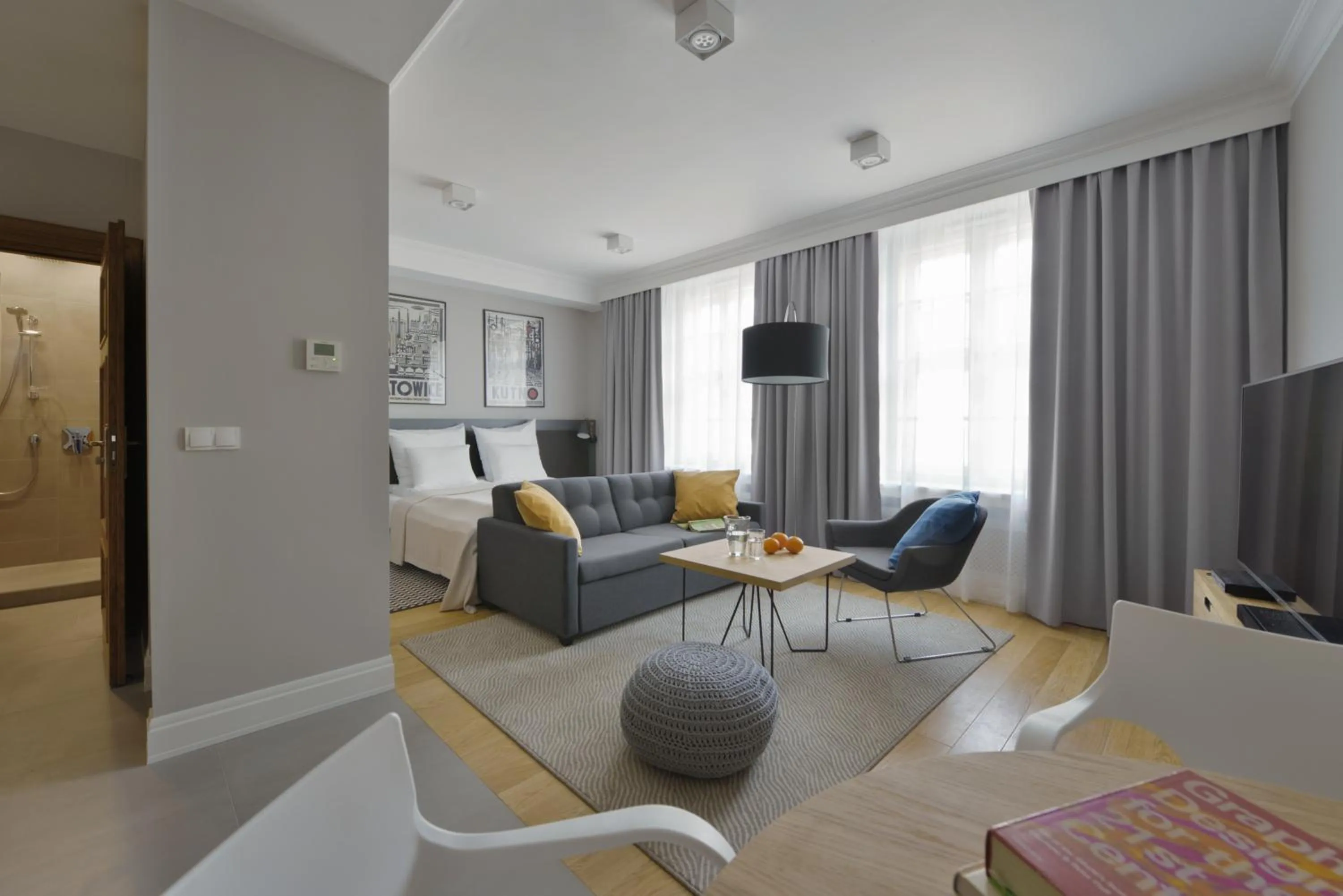 Photo of the whole room in STRADONIA Serviced Apartments