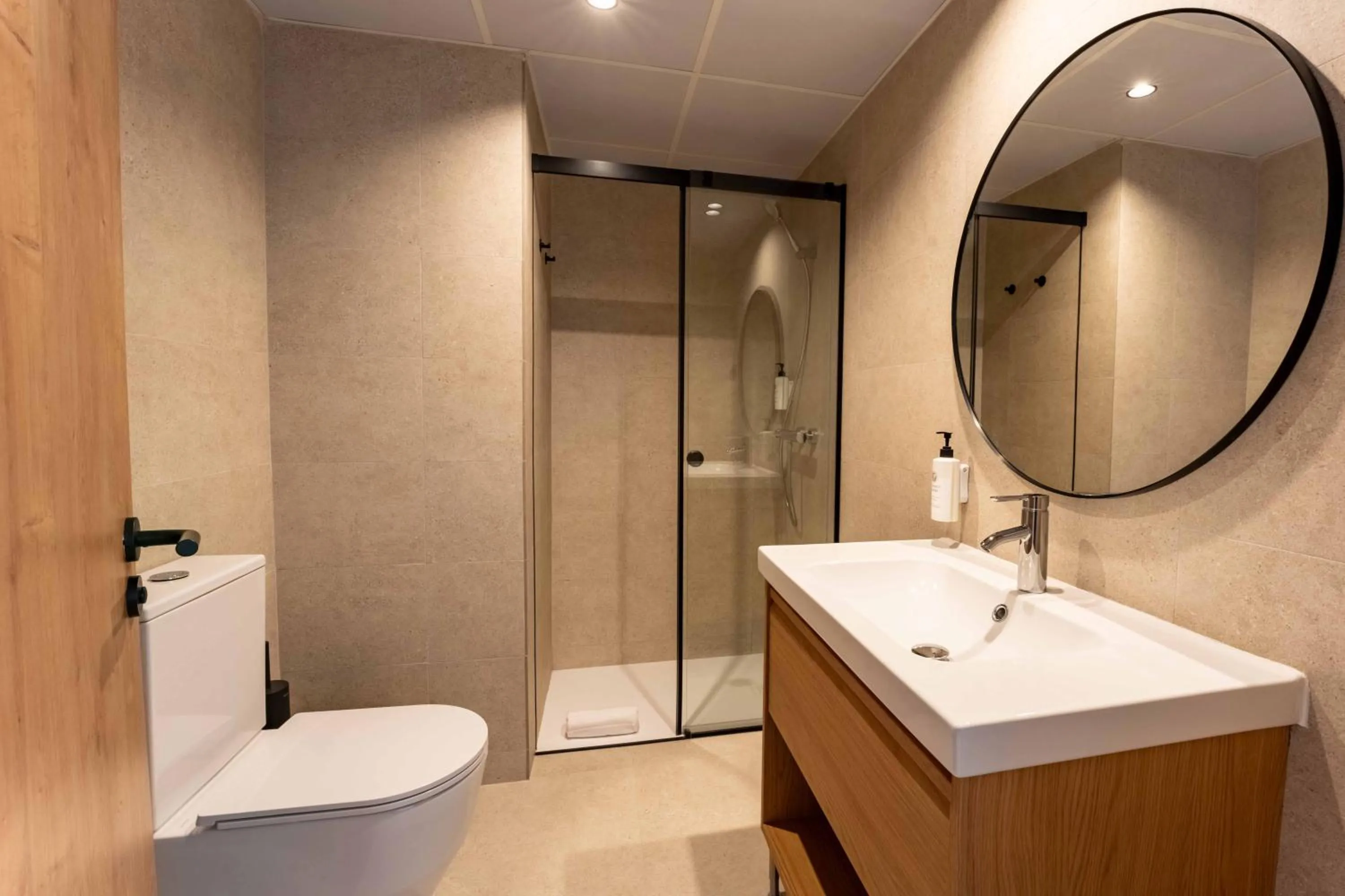 Bathroom in easyHotel Madrid Alcala