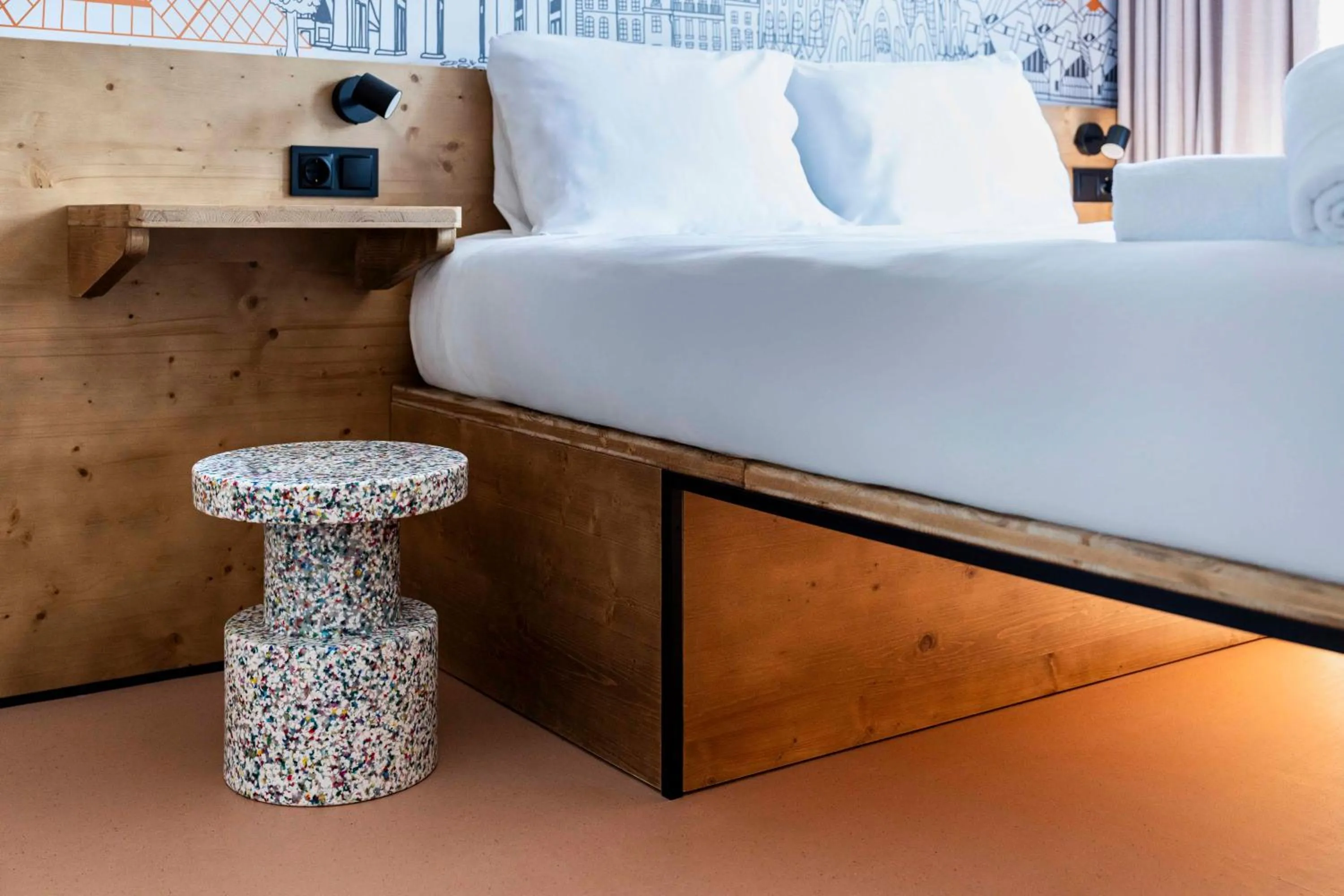 Bedroom, Bed in easyHotel Madrid Alcala