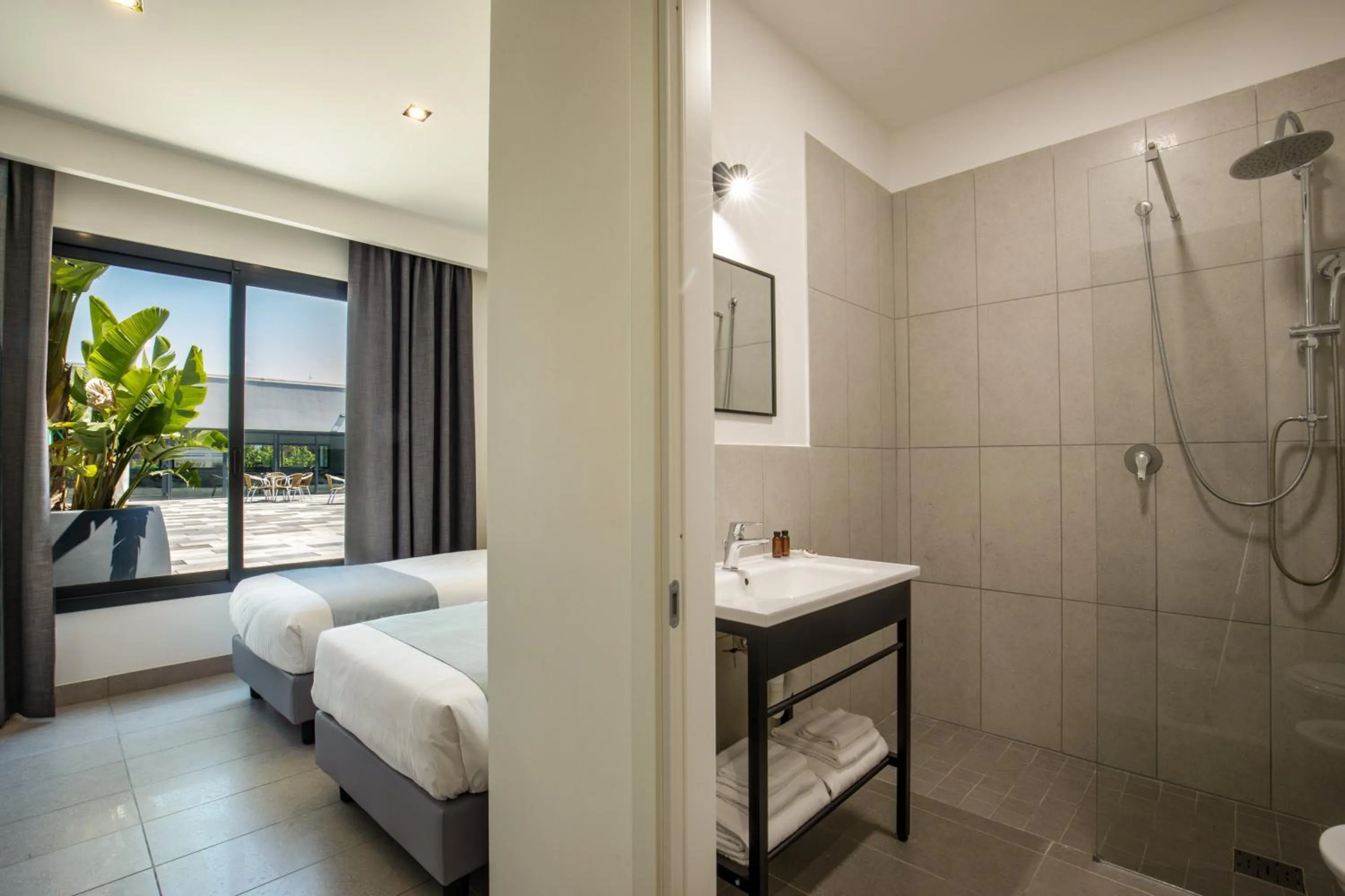 Bedroom, Bed in Simon Hotel Aprilia