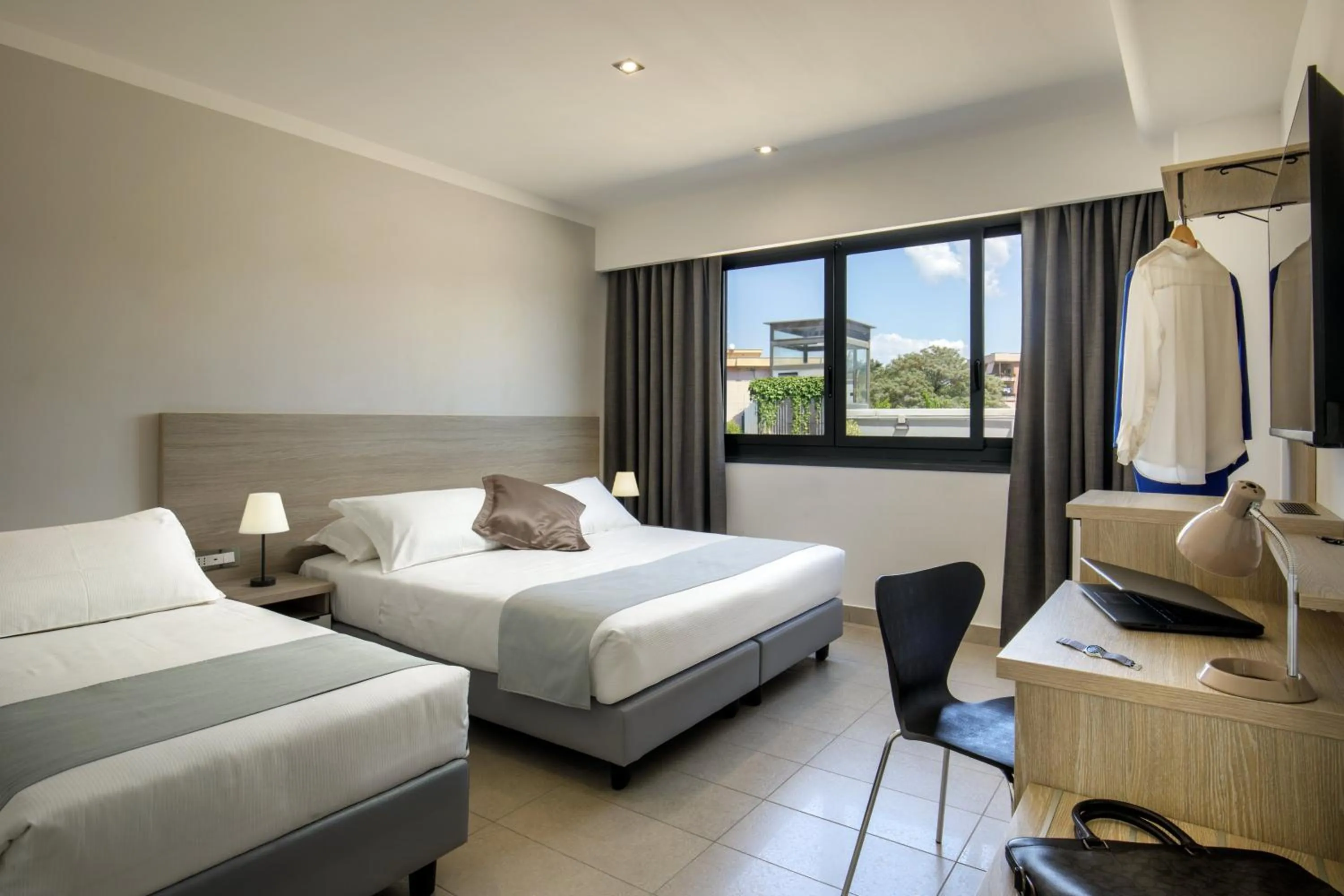 Bedroom, Bed in Simon Hotel Aprilia