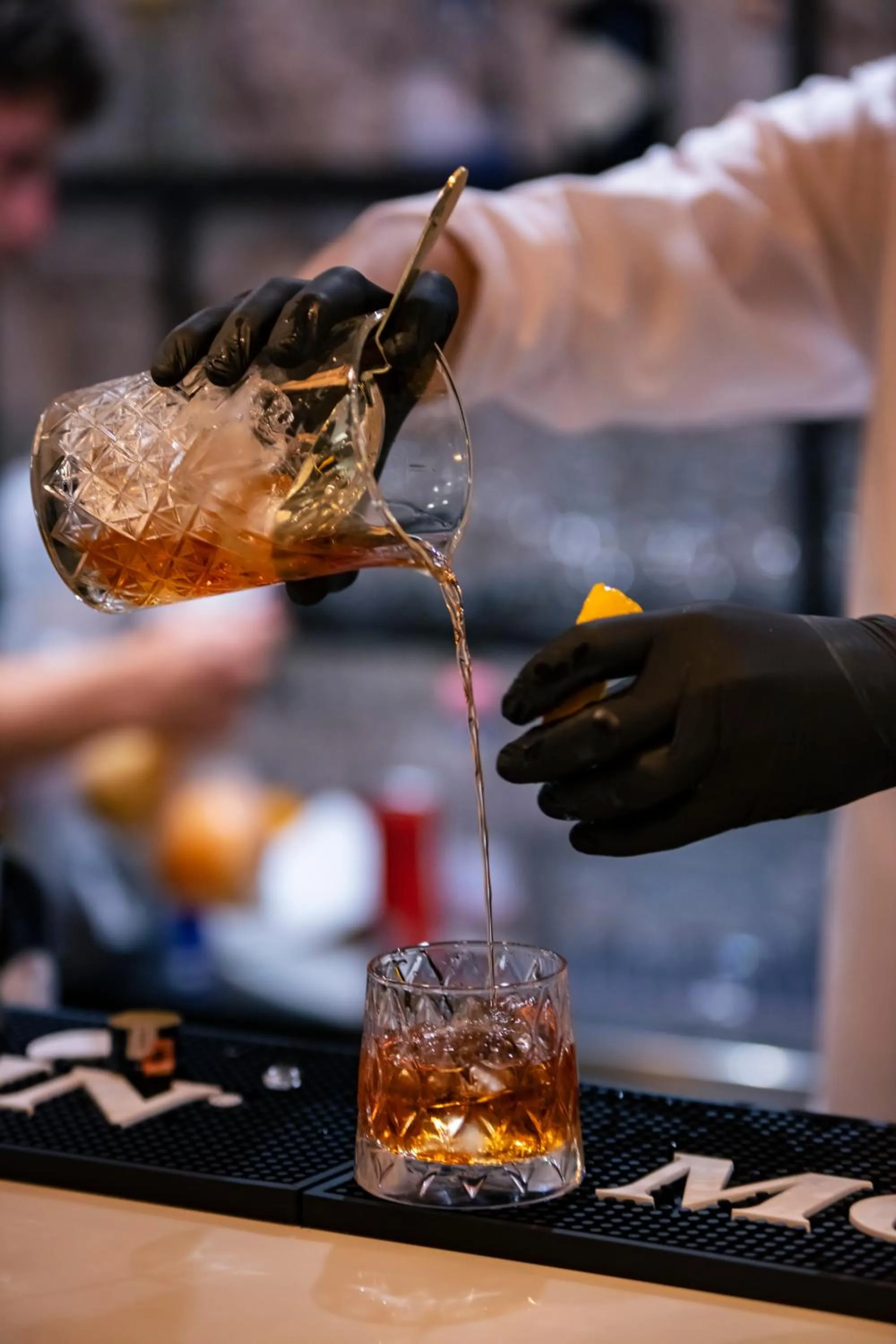 Lounge or bar in Avenue Hotel