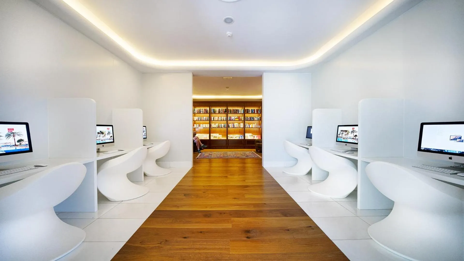 Business facilities in Bull Costa Canaria & SPA - Only Adults