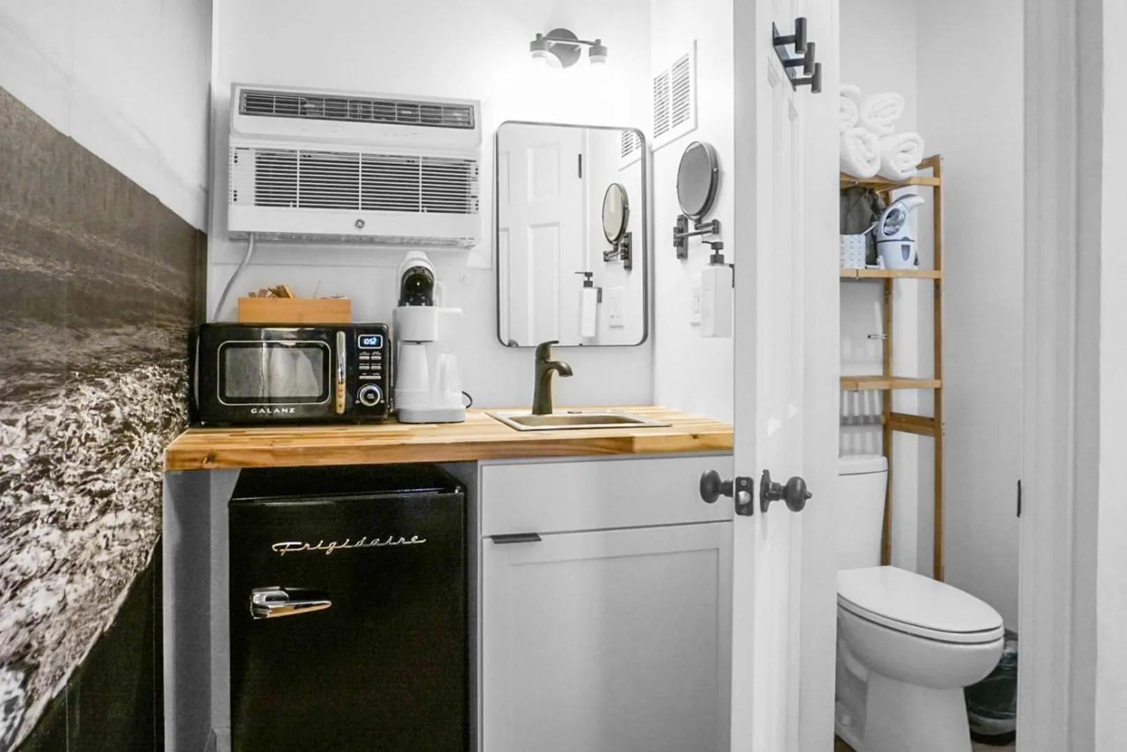 Bathroom in The Boardwalk Inn