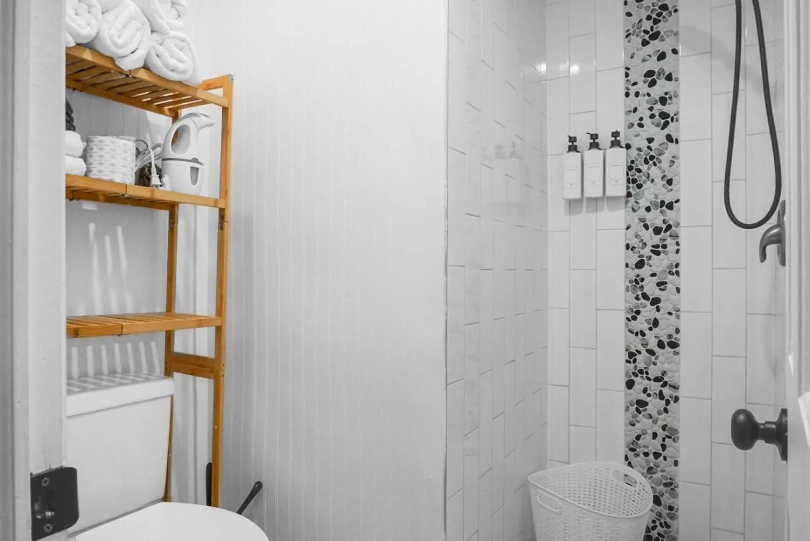 Shower in The Boardwalk Inn