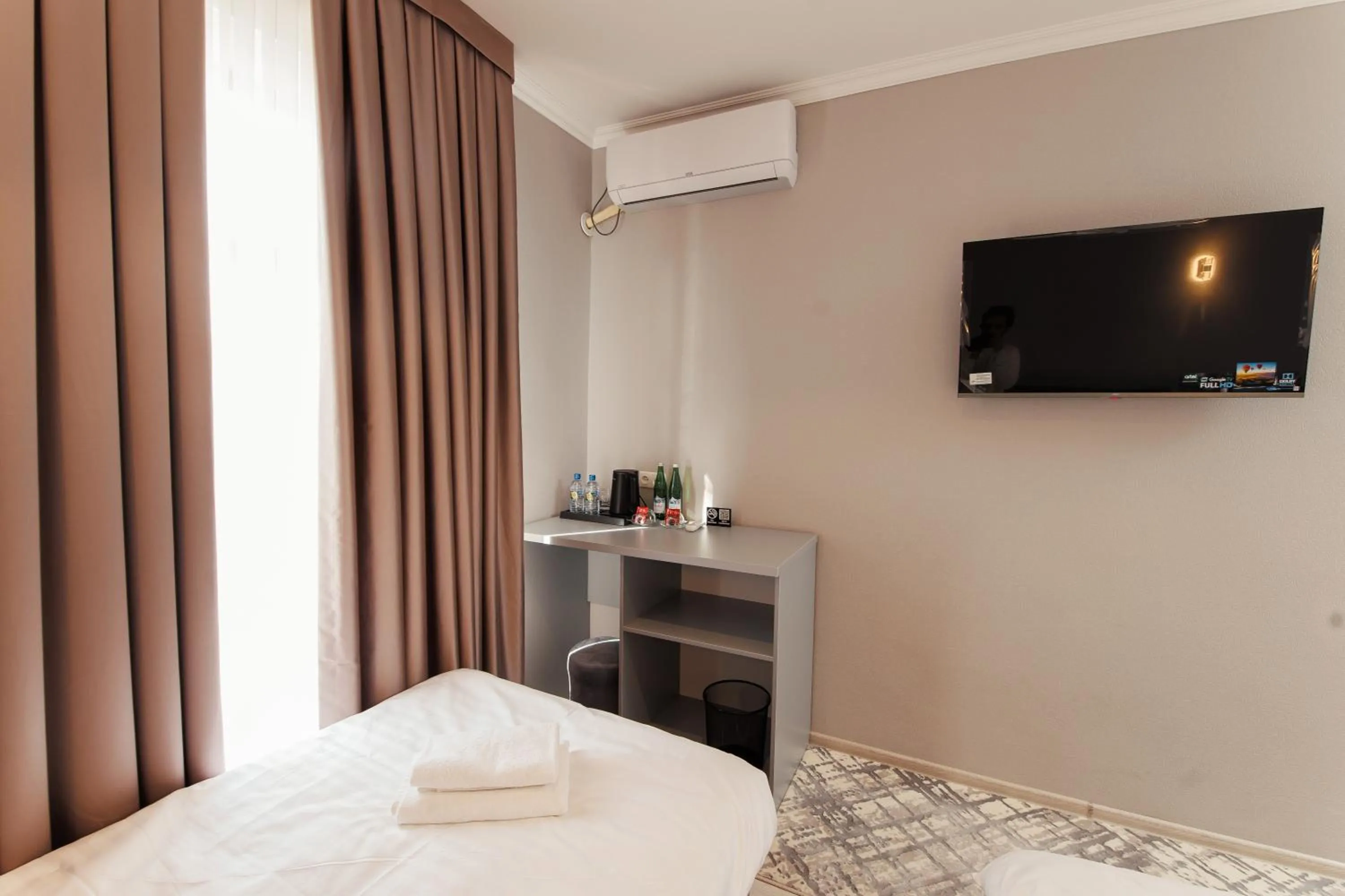 TV and multimedia, Bed in Polar Bear