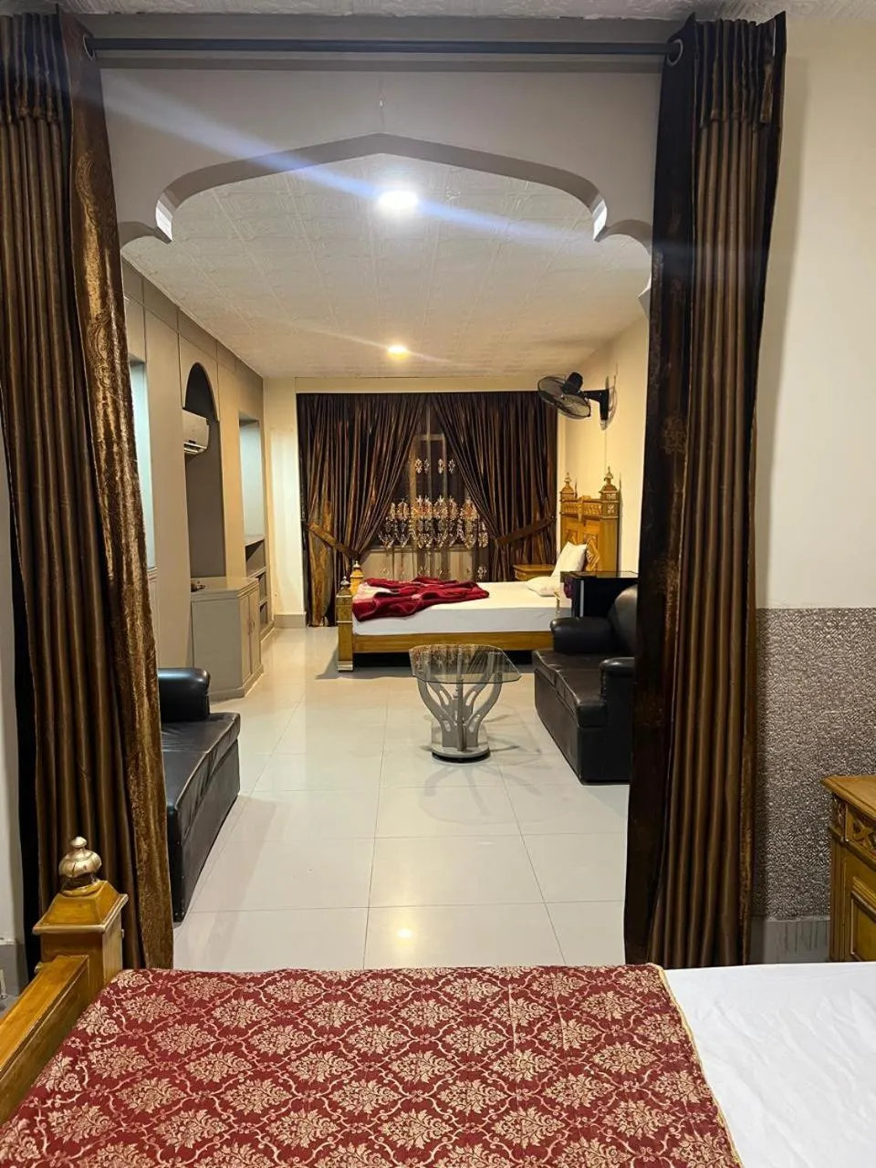 Rysons Continental Hotel