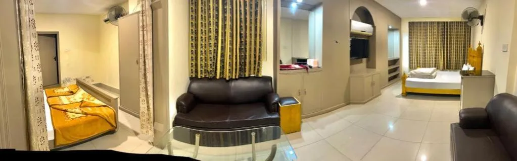 Rysons Continental Hotel