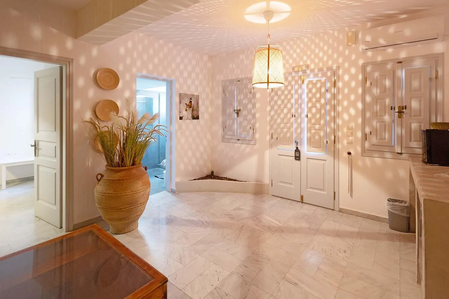 Living room in Phaos Santorini Suites