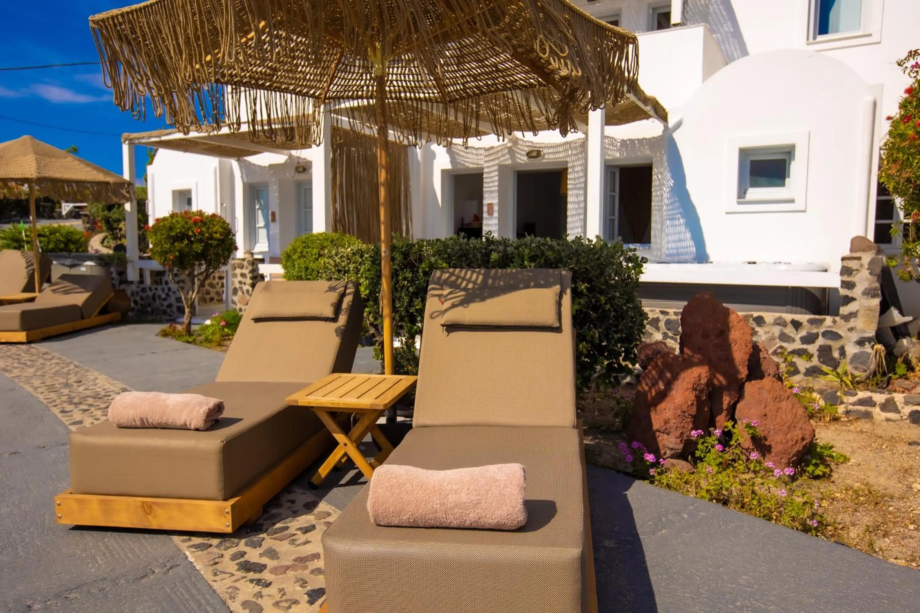 Day in Phaos Santorini Suites