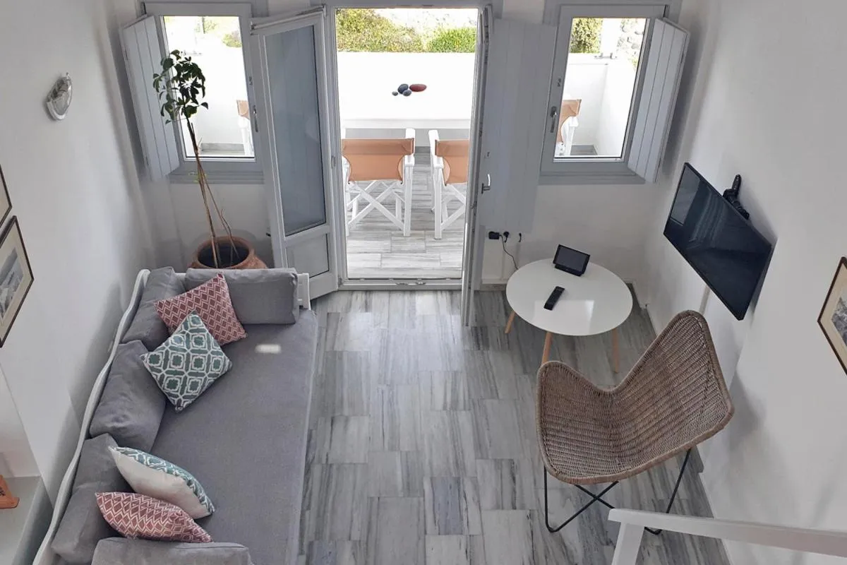 Living room in Phaos Santorini Suites