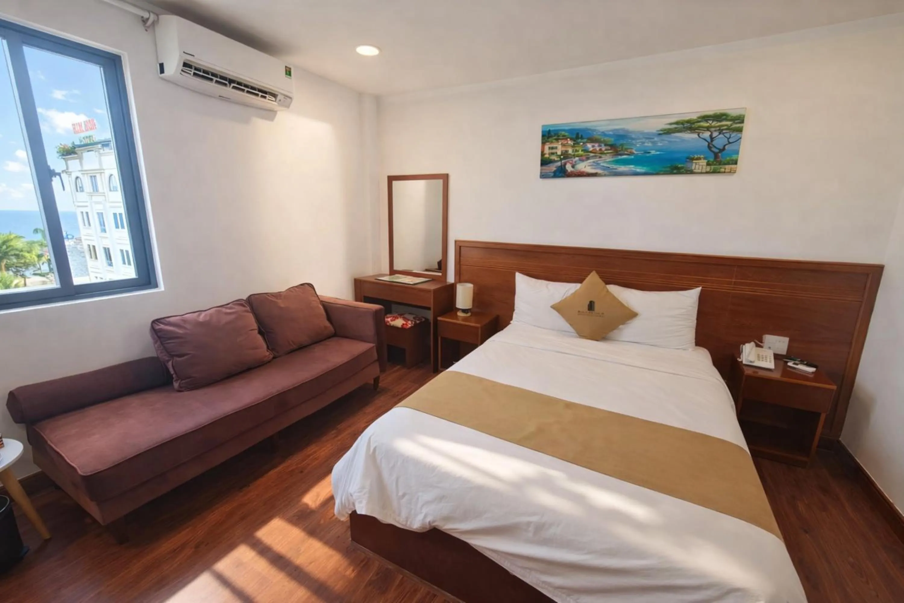 Photo of the whole room, Bed in Mira Eco Hotel Quy Nhon