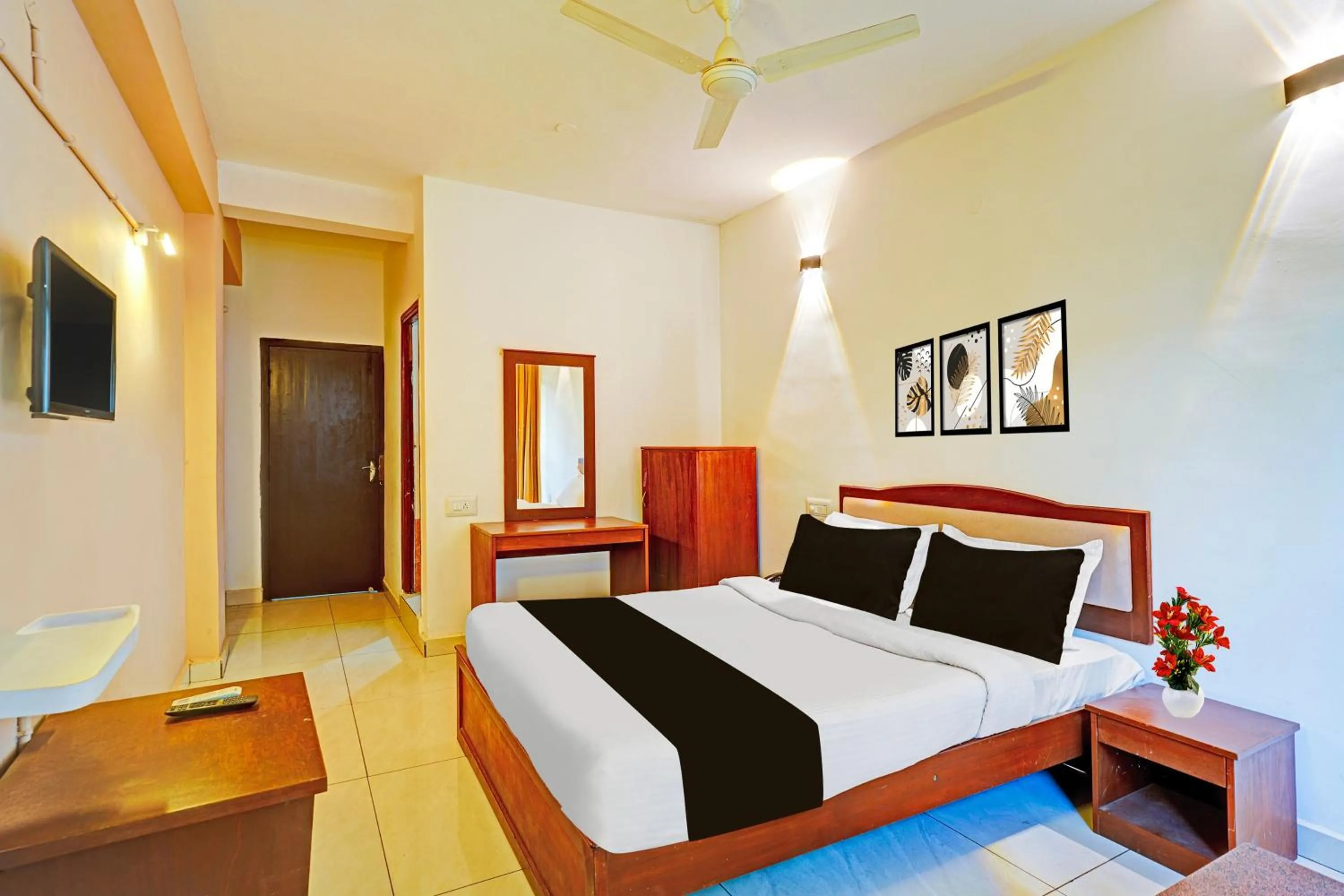 Super Townhouse Madikeri Fort Formerly Hotel Raj