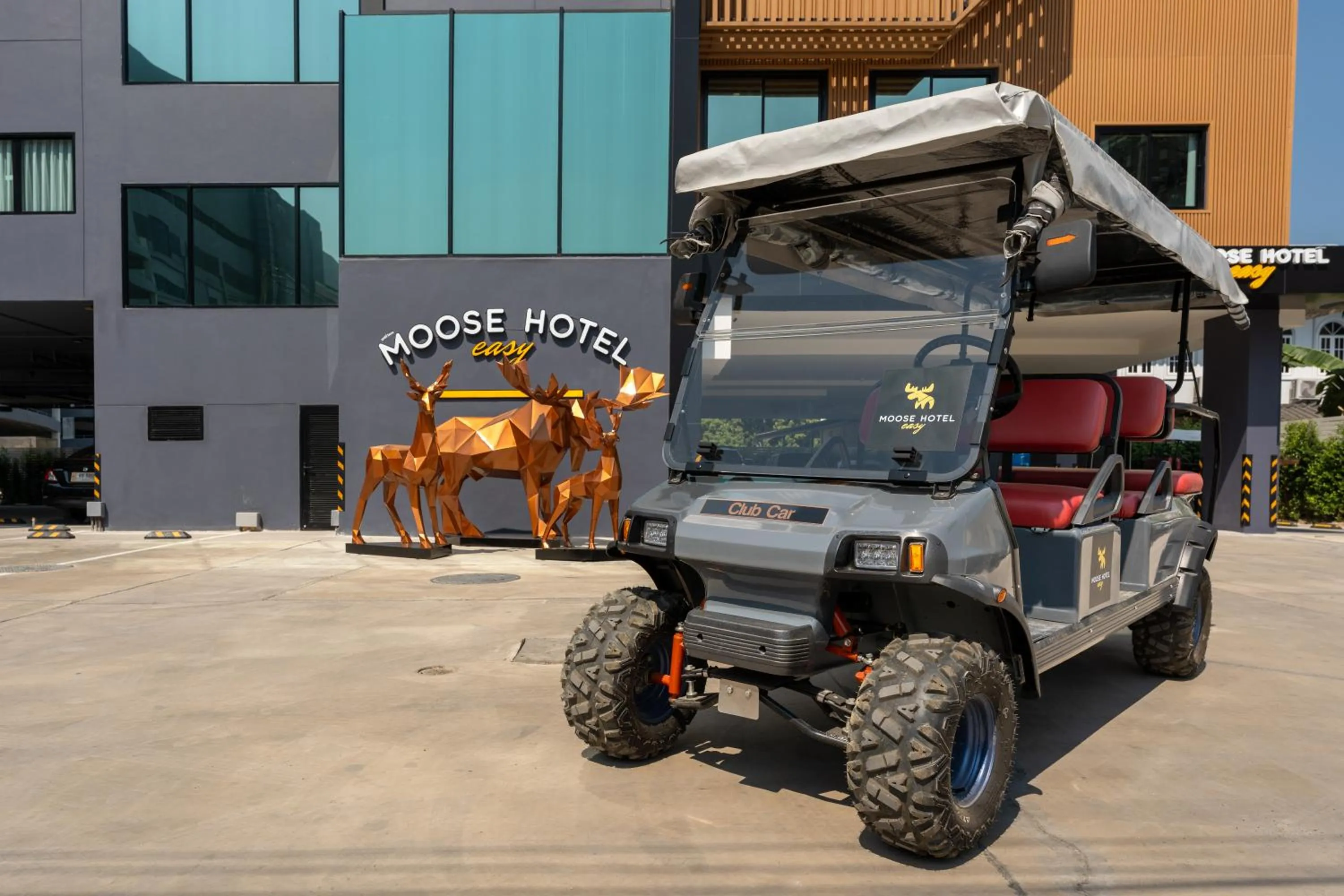 shuttle in Moose EASY Hotel