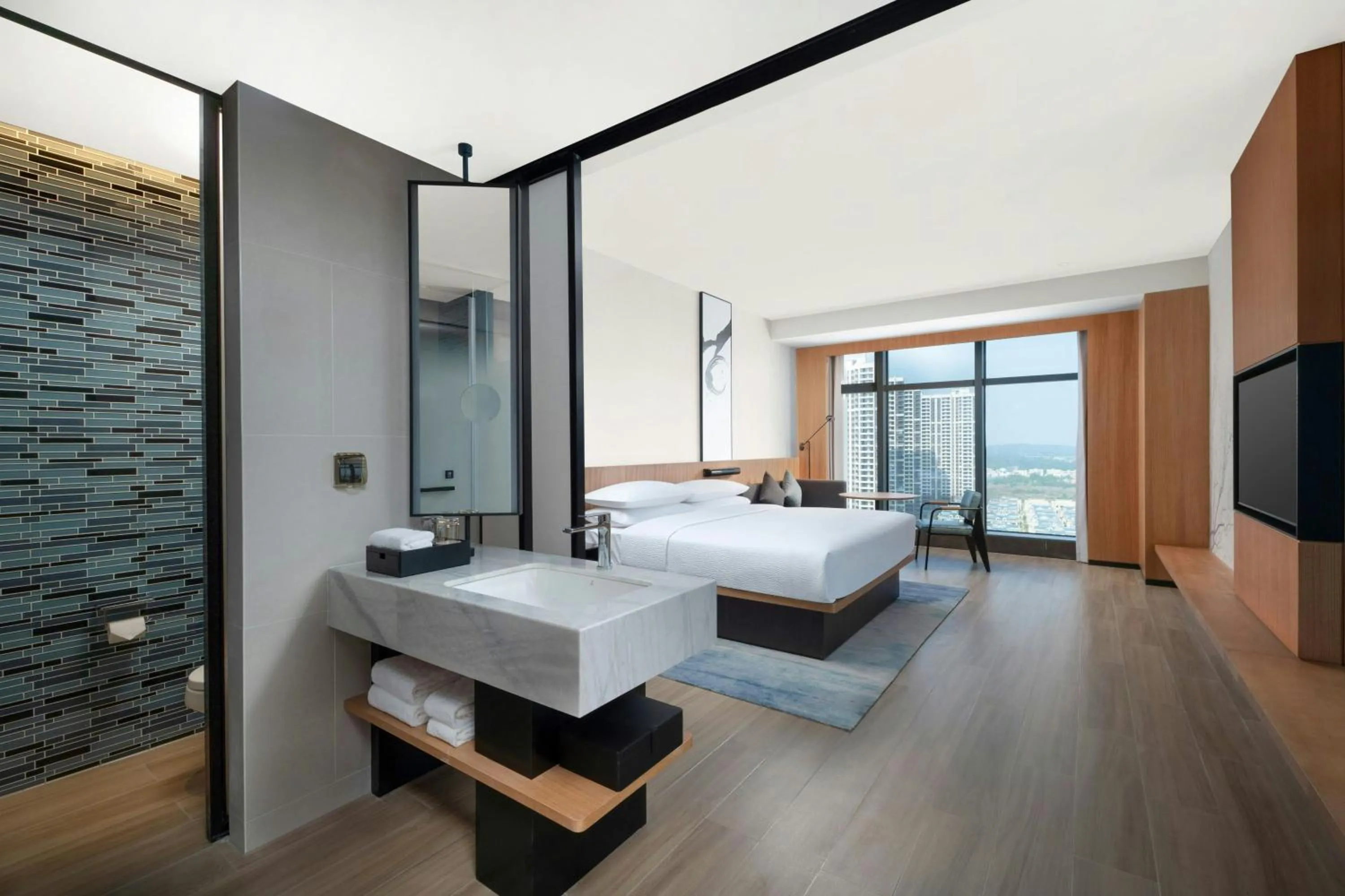 Photo of the whole room, Bed in Fairfield by Marriott Taishan