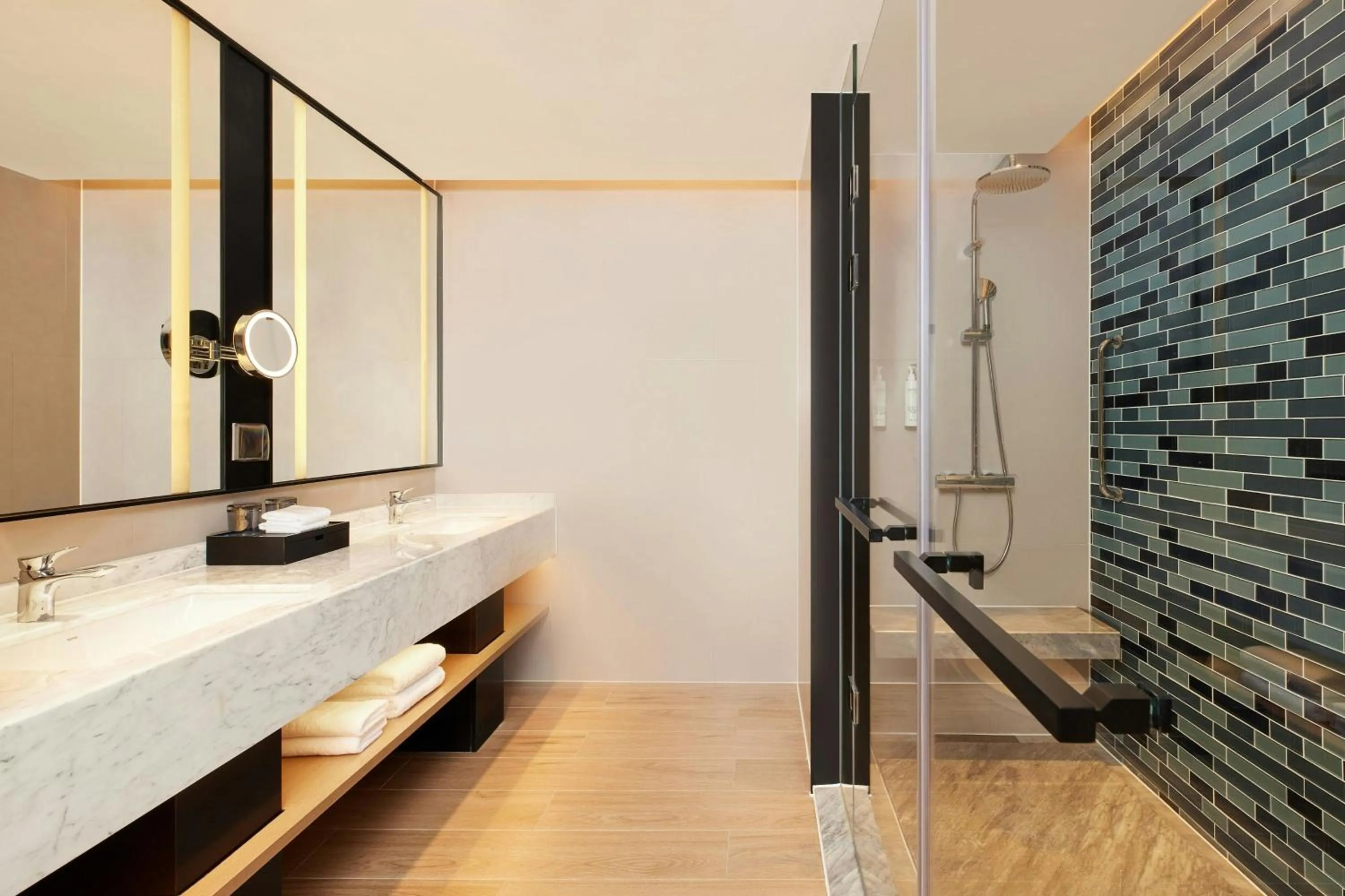 Bathroom in Fairfield by Marriott Haikou Meilan