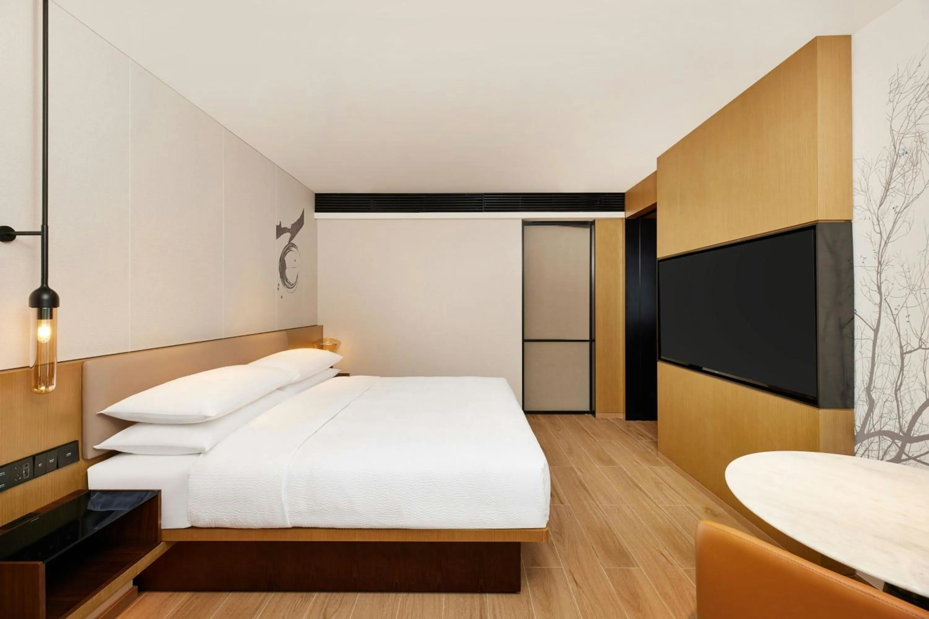 Photo of the whole room, Bed in Fairfield by Marriott Haikou Meilan