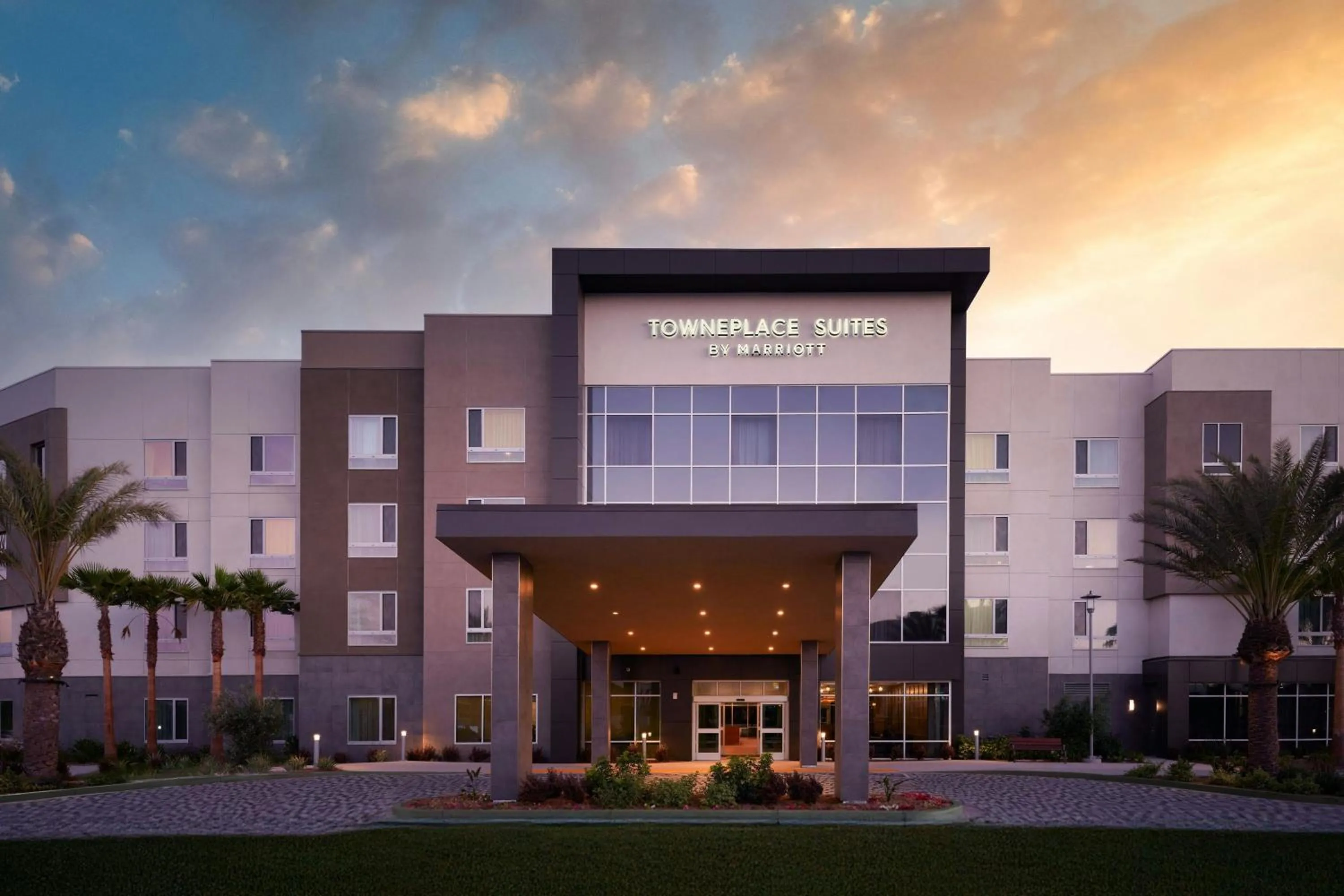 Property building in TownePlace Suites by Marriott Ventura Oxnard