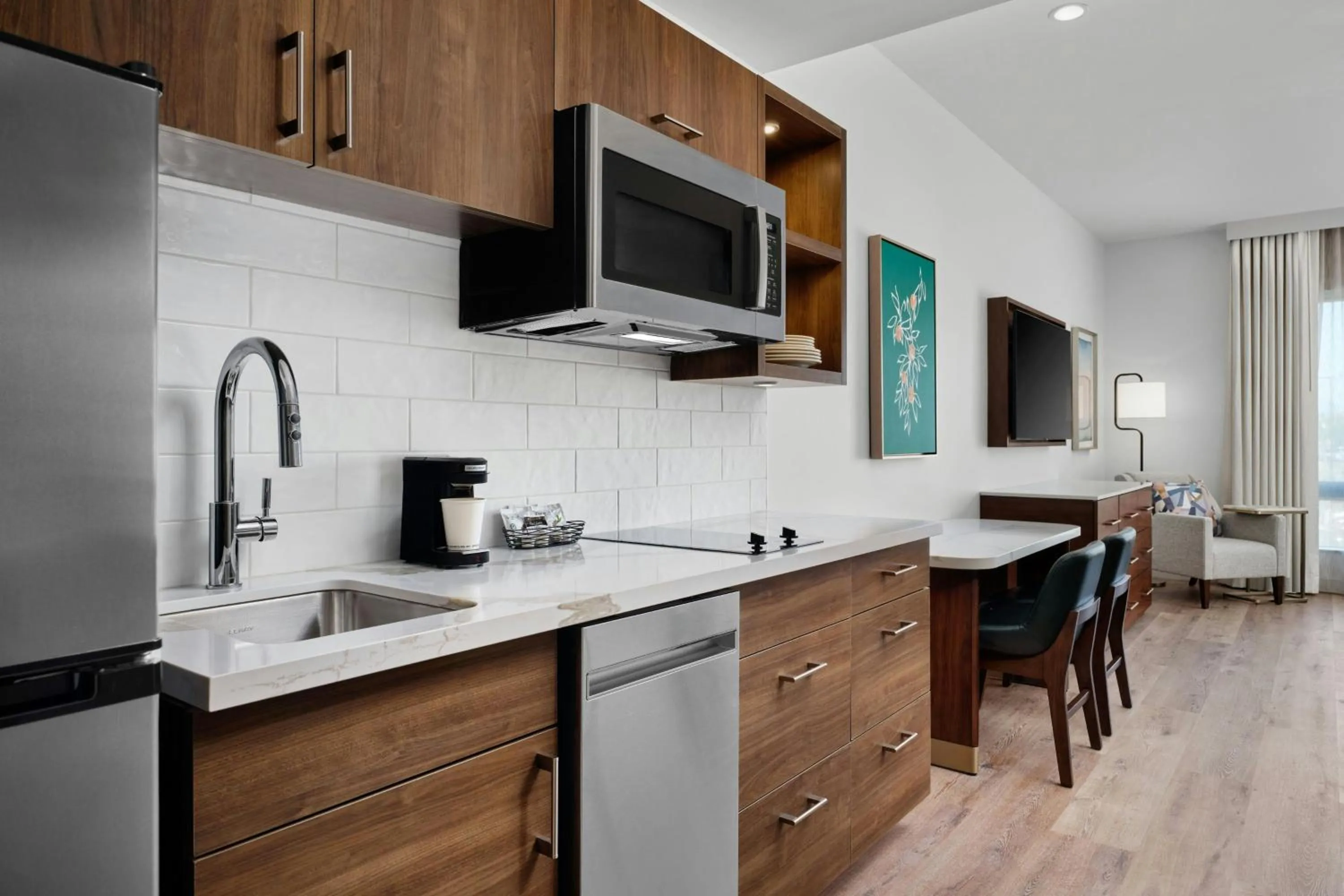 Kitchen or kitchenette in TownePlace Suites by Marriott Ventura Oxnard