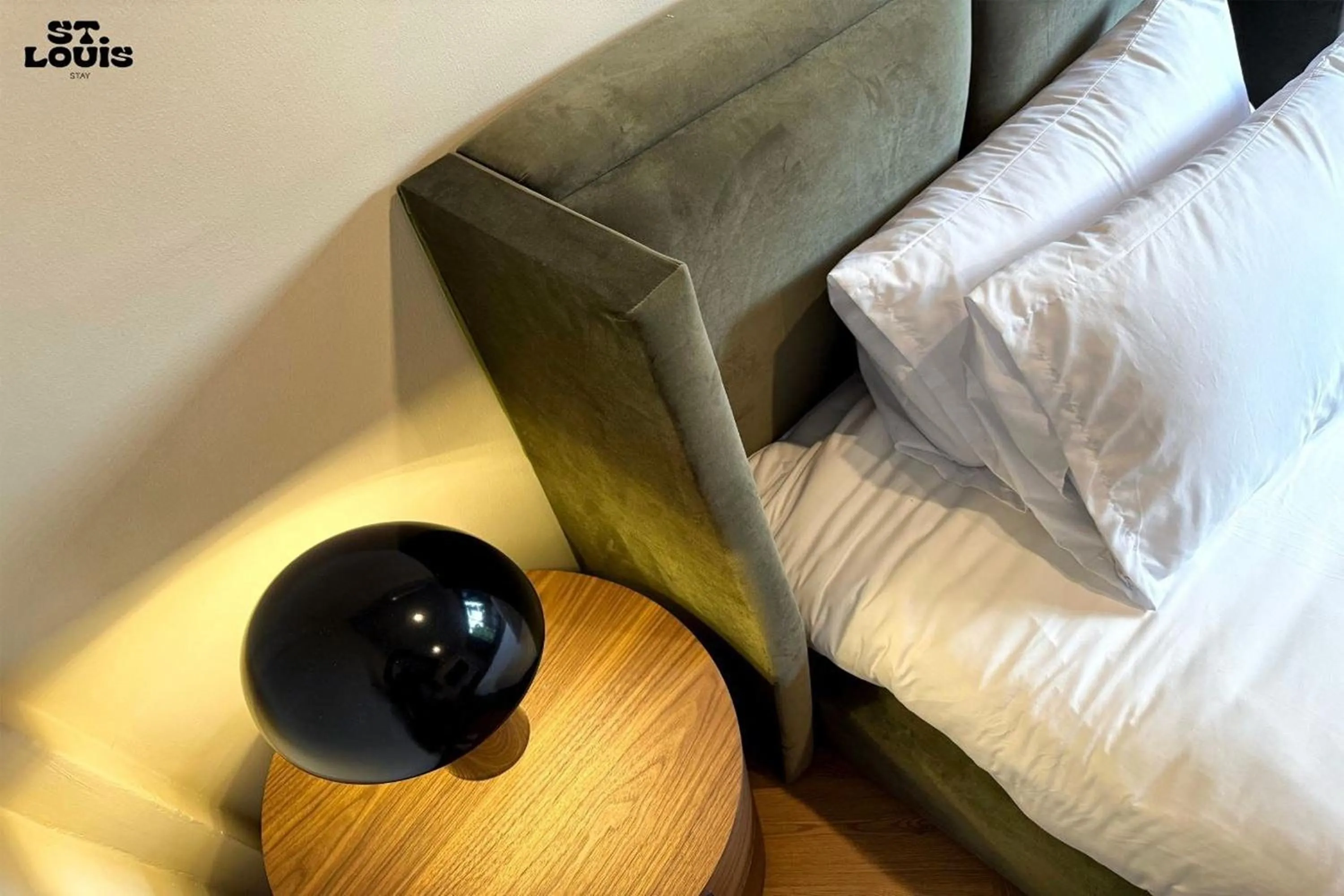 Bed in Saint Louis Stay