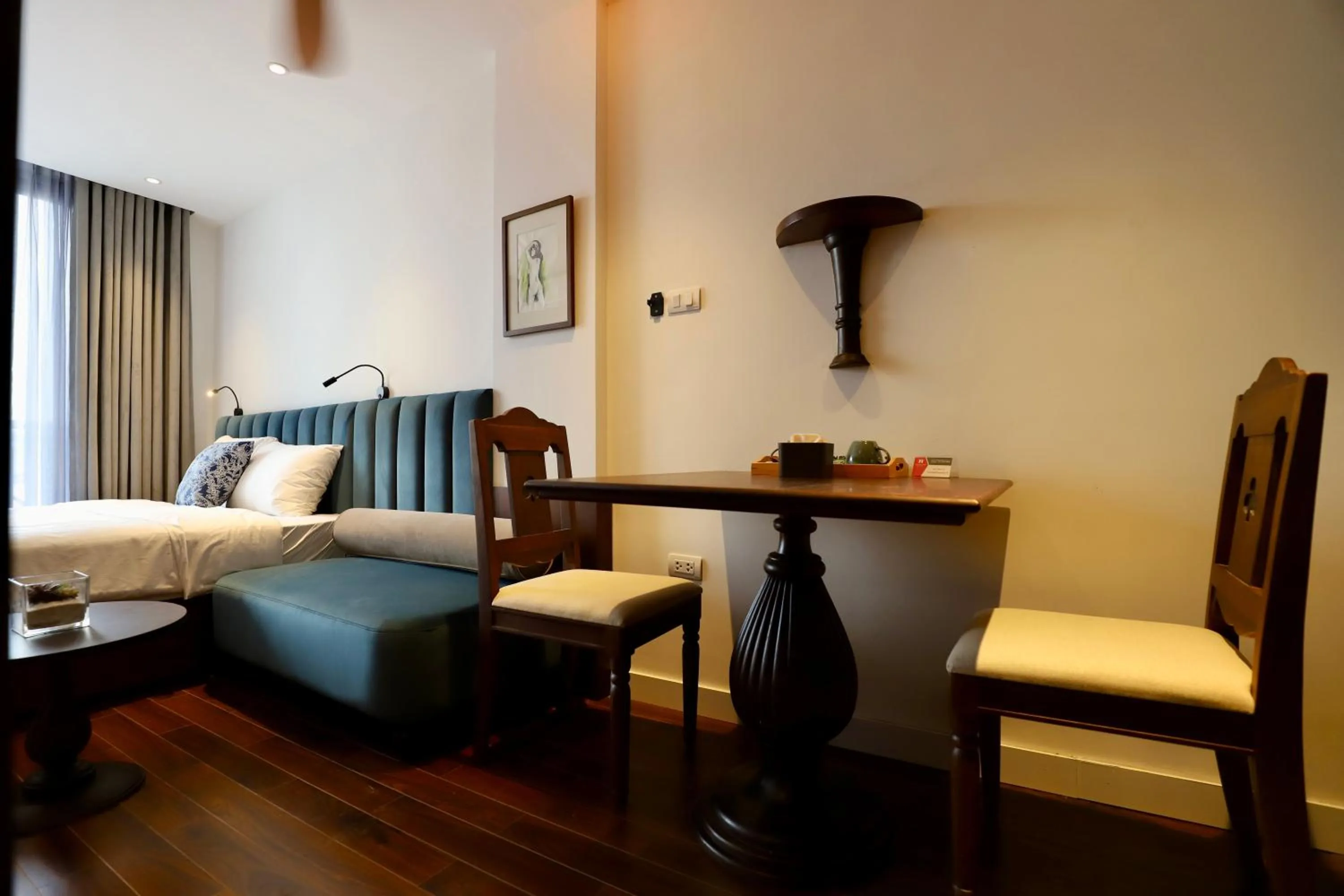 Photo of the whole room, Bed in Maison Nha 16 Nguyen Khuyen