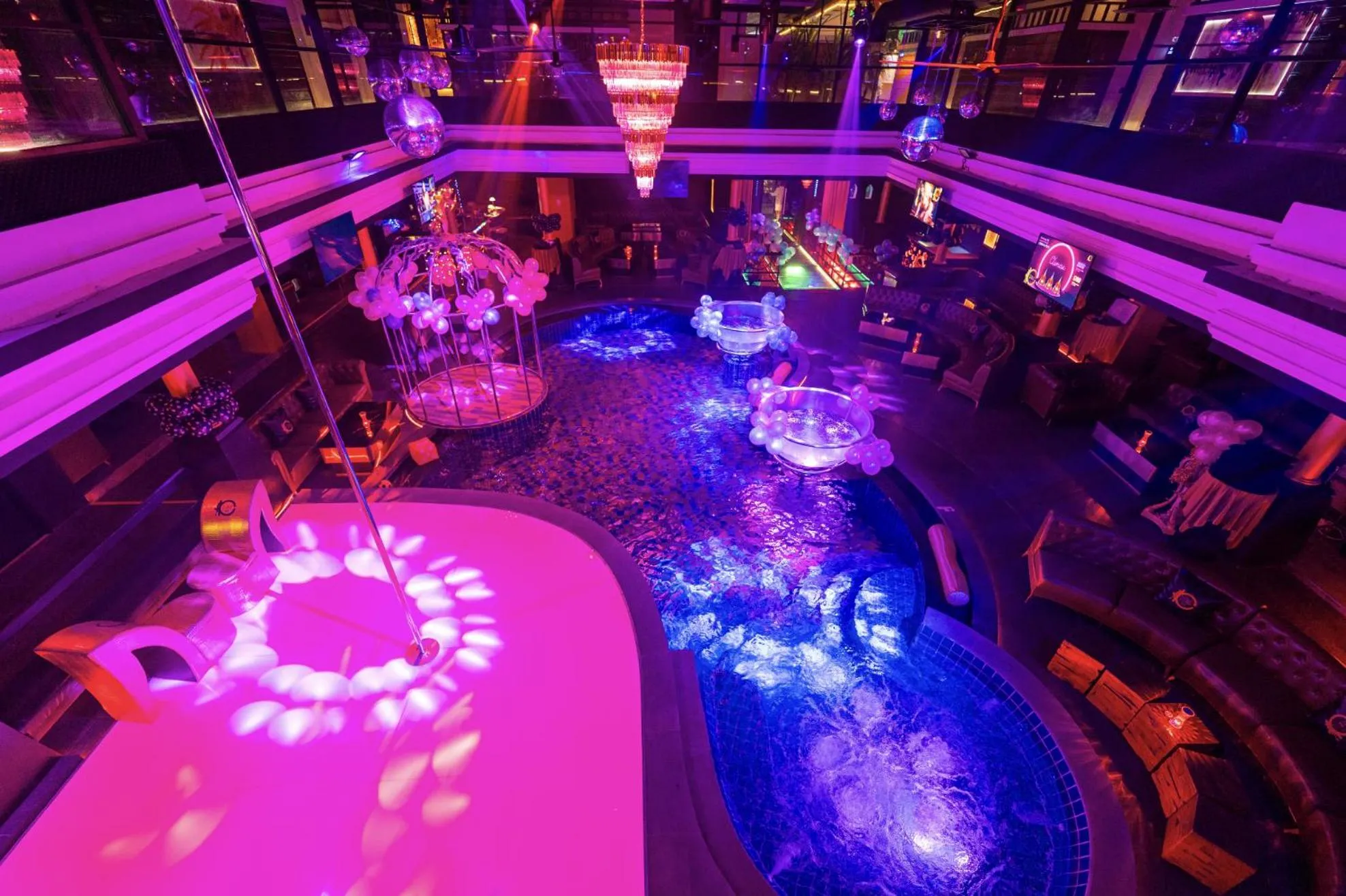 Nightclub / DJ in Climax Berlin