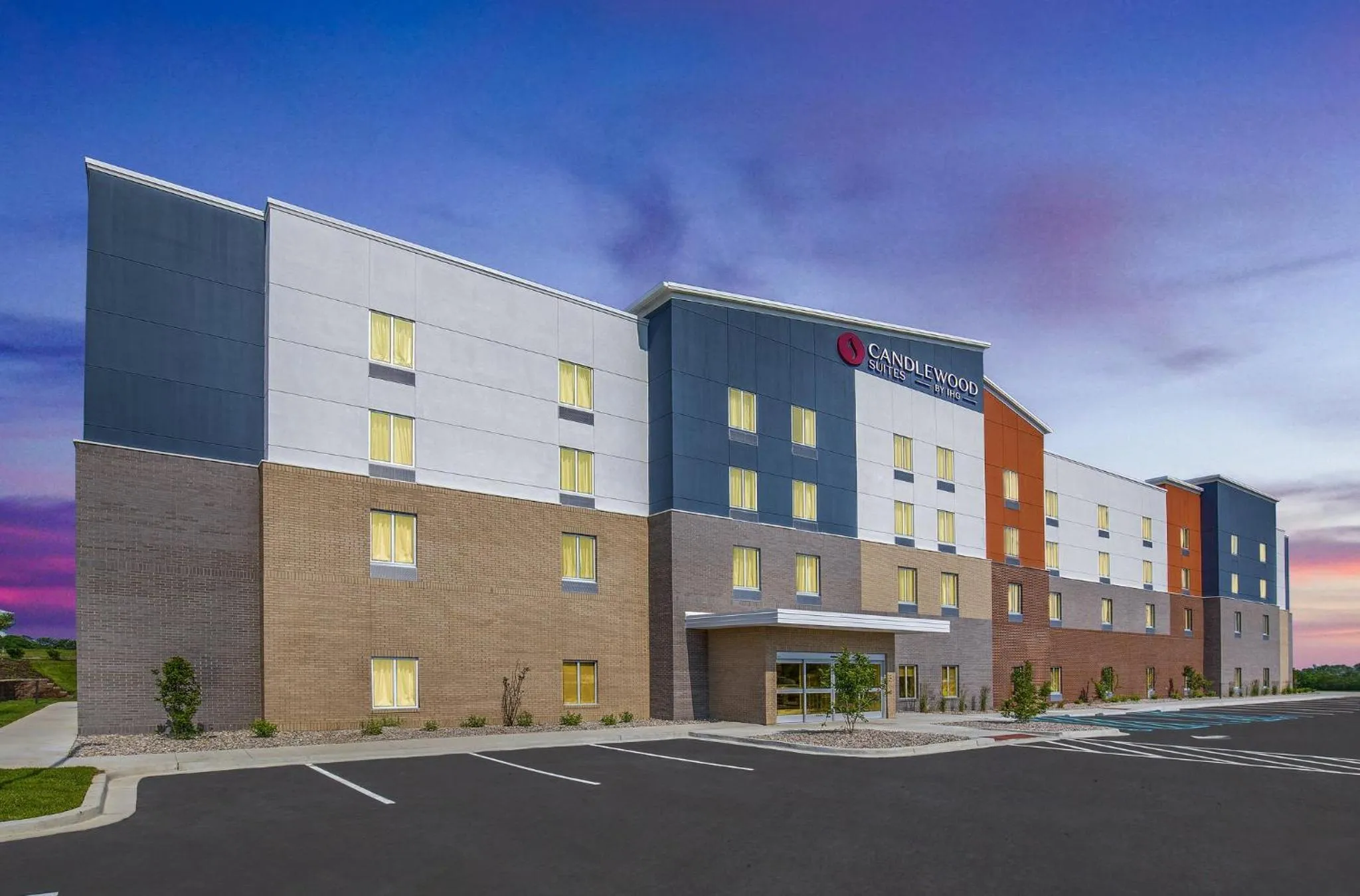 Property building in Candlewood Suites Shelbyville, an IHG Hotel