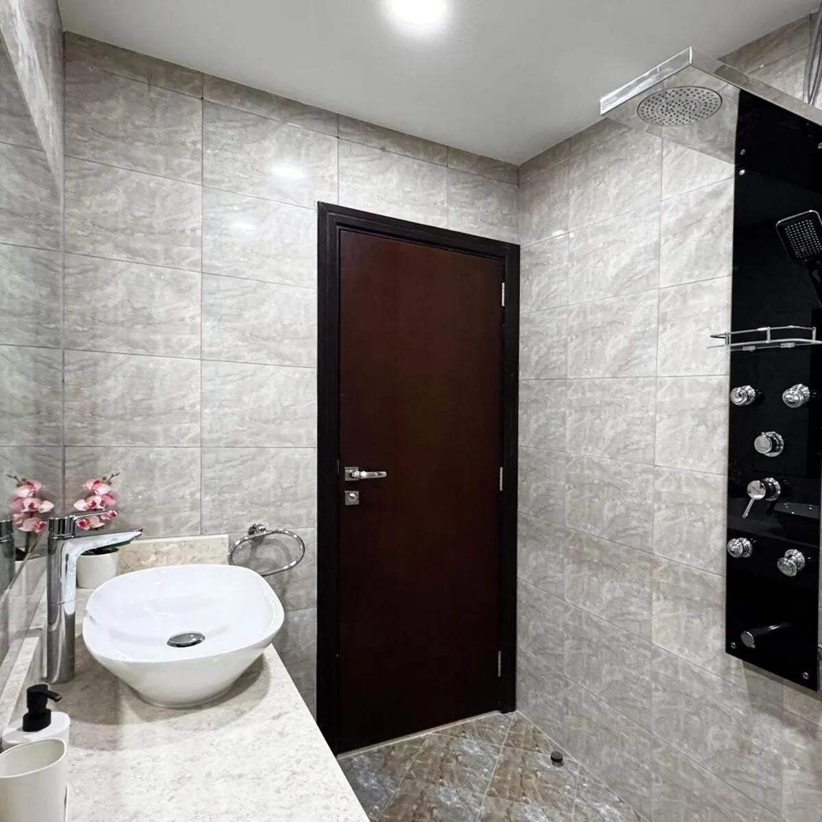 Preatoni Tower - JLT by Golden Casa