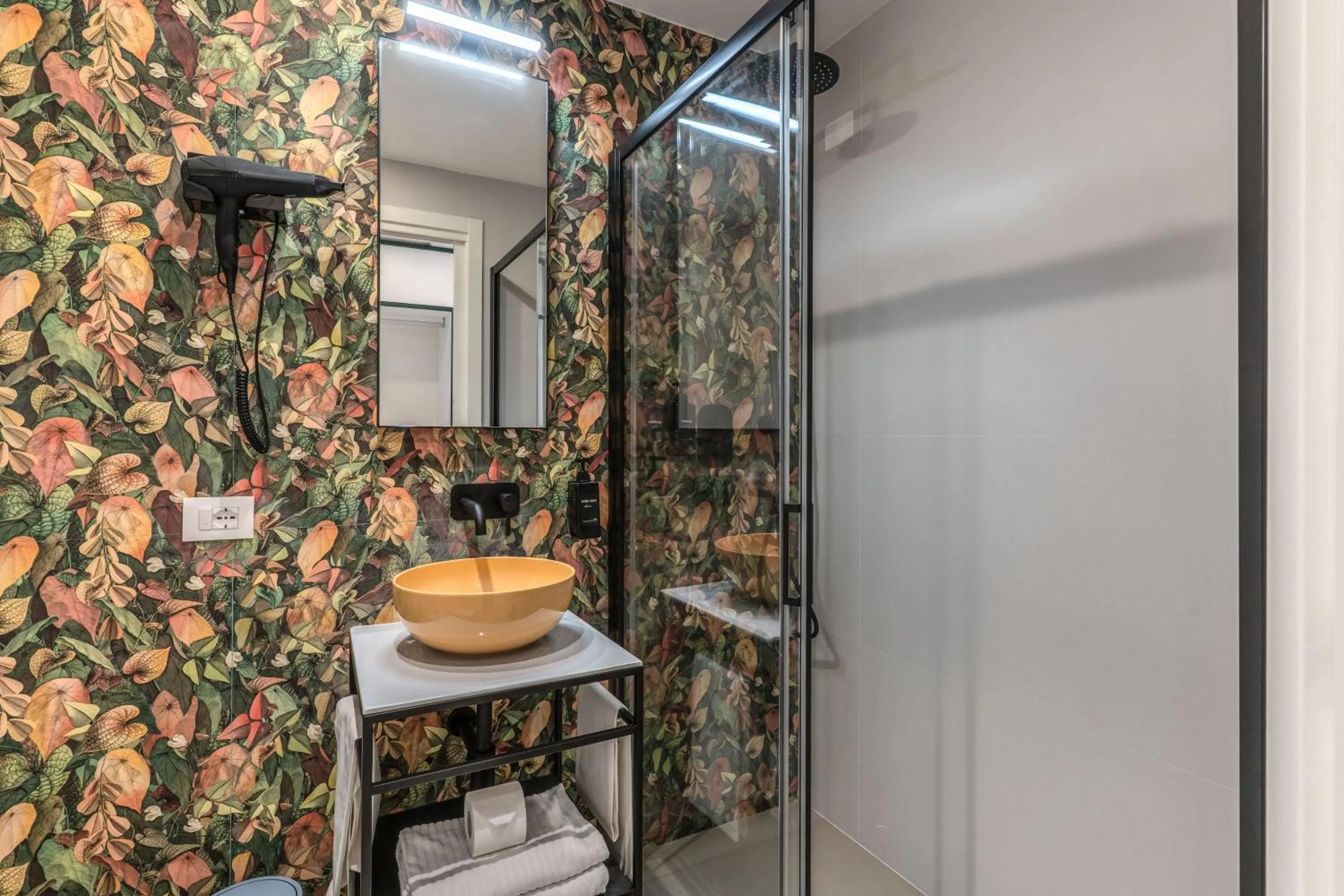 Shower in Relais Marco Polo