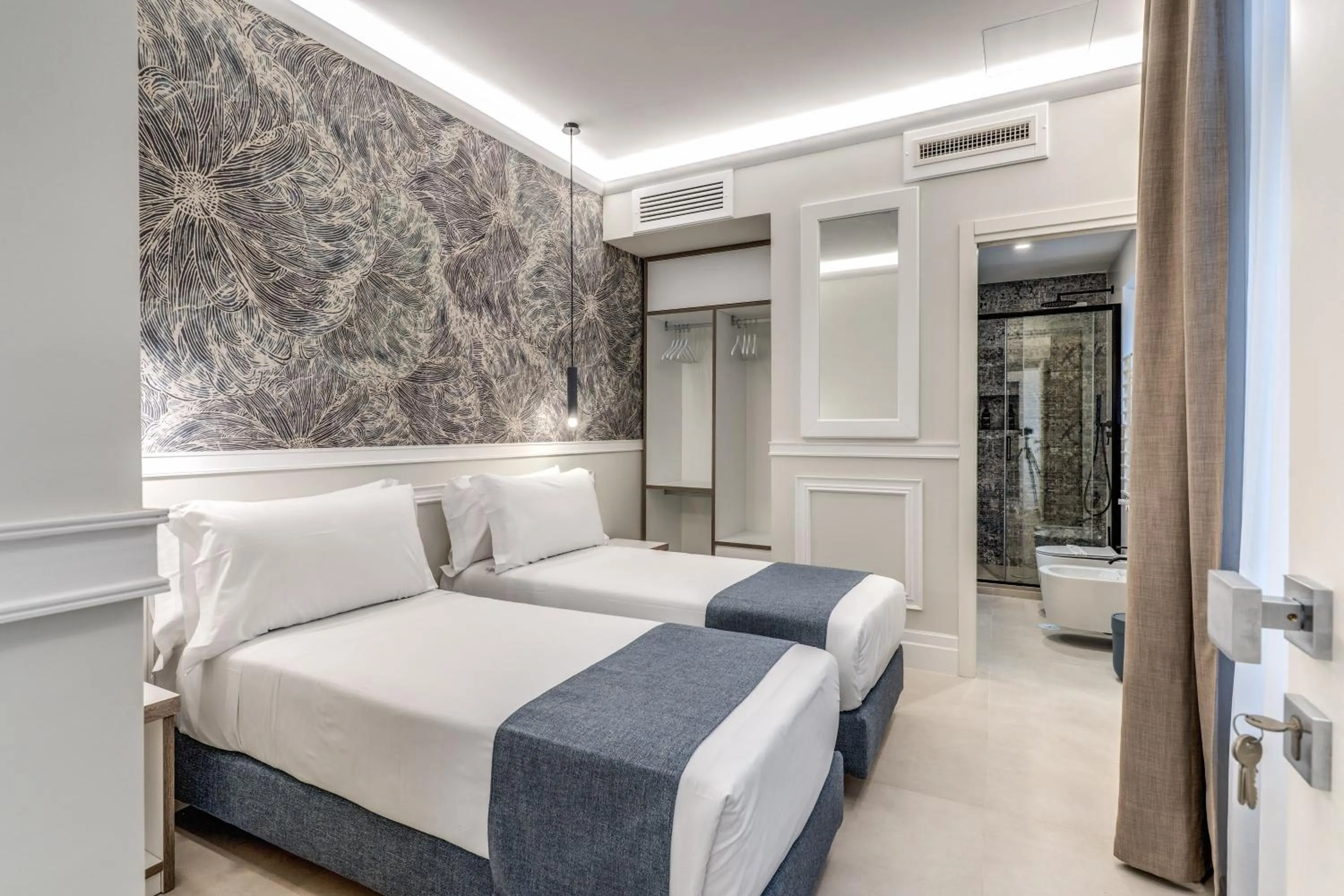 Photo of the whole room, Bed in Relais Marco Polo