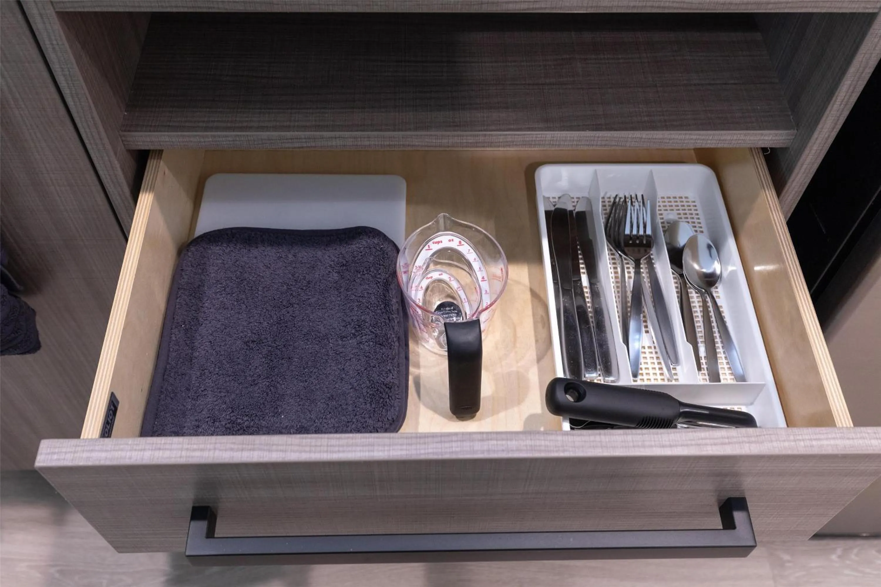 Kitchen or kitchenette in Home2 Suites By Hilton Smithfield Selma