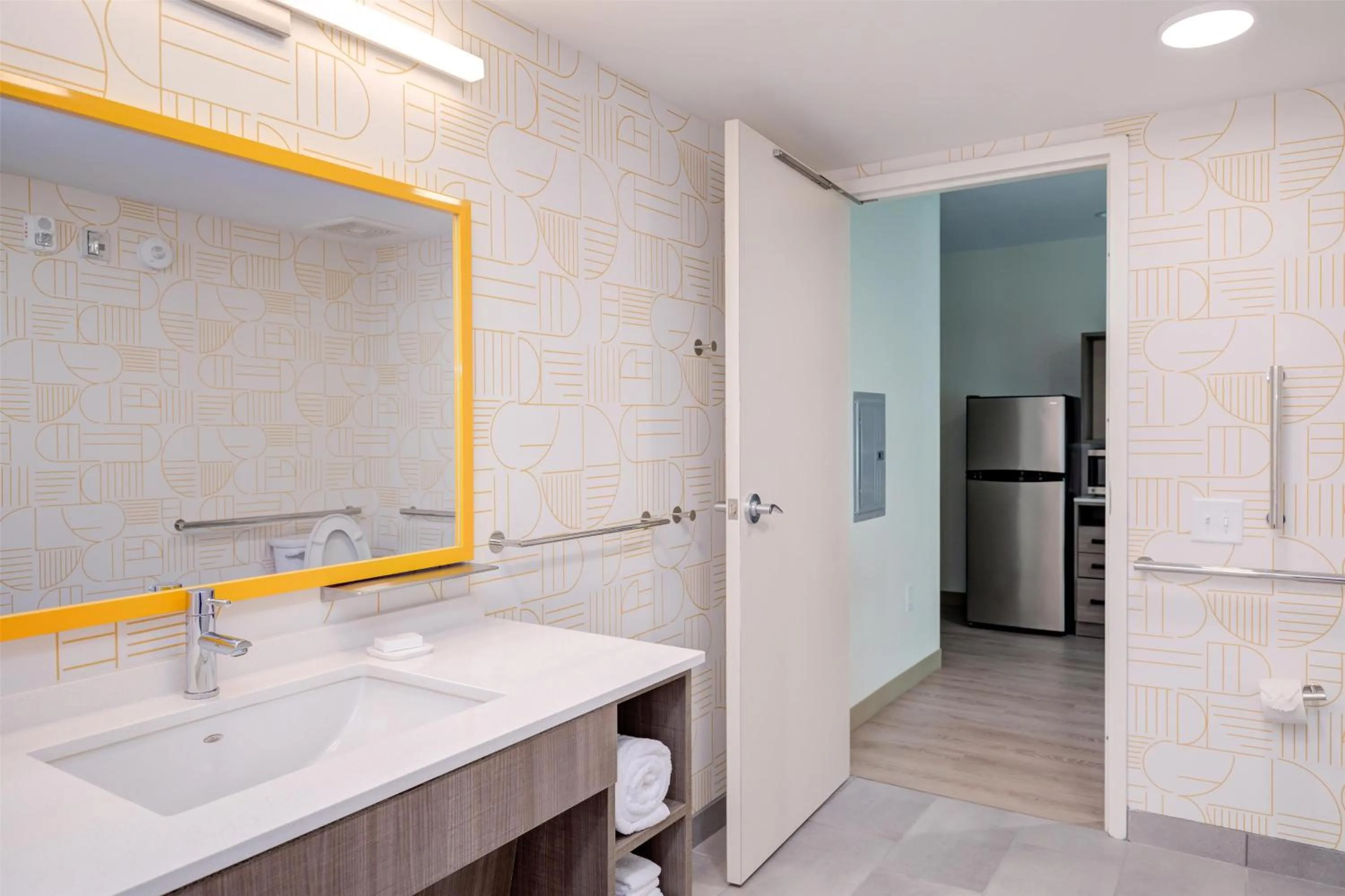 Bathroom in Home2 Suites By Hilton Smithfield Selma