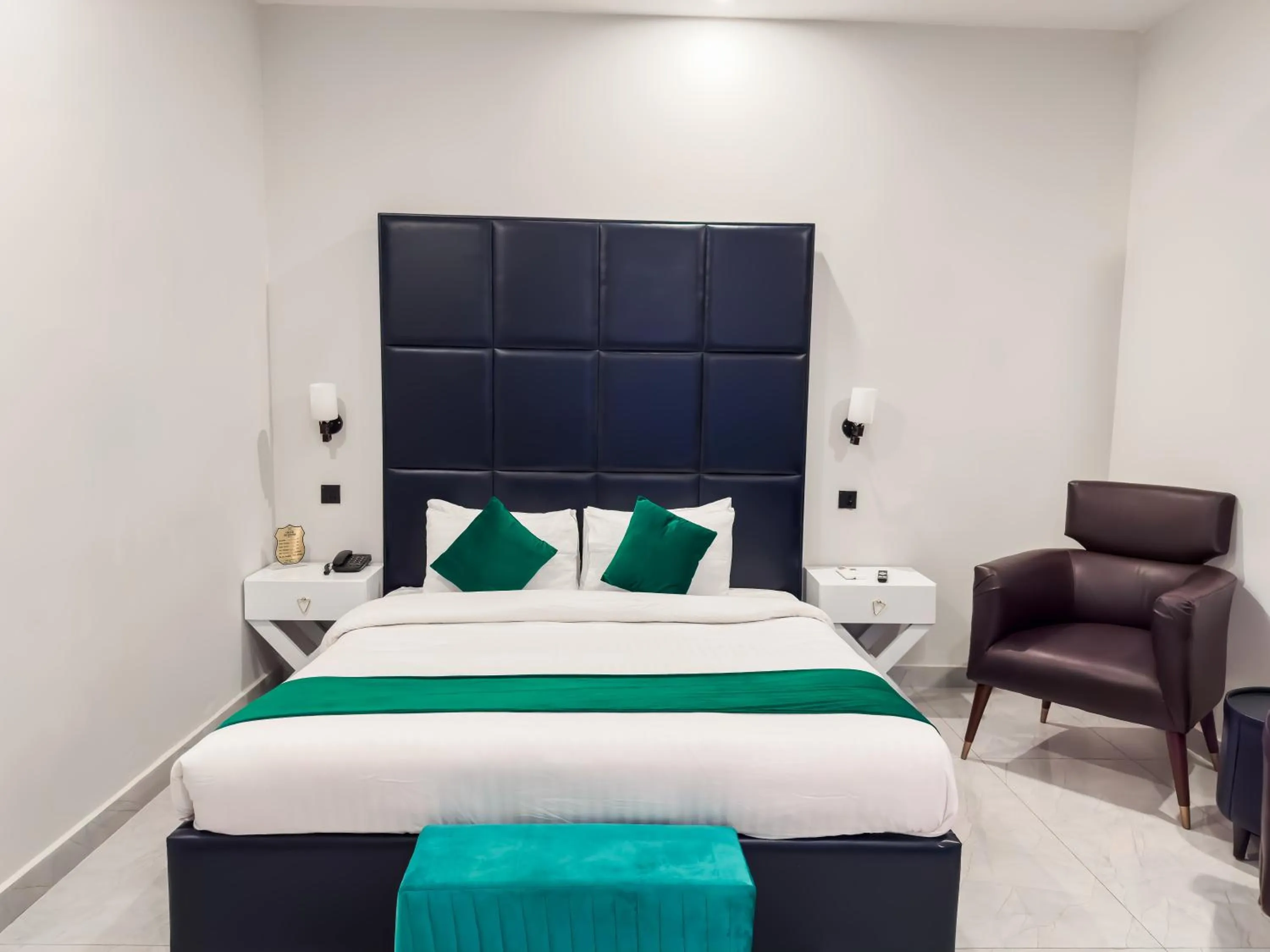 Bed in Grand Shalimar Hotel