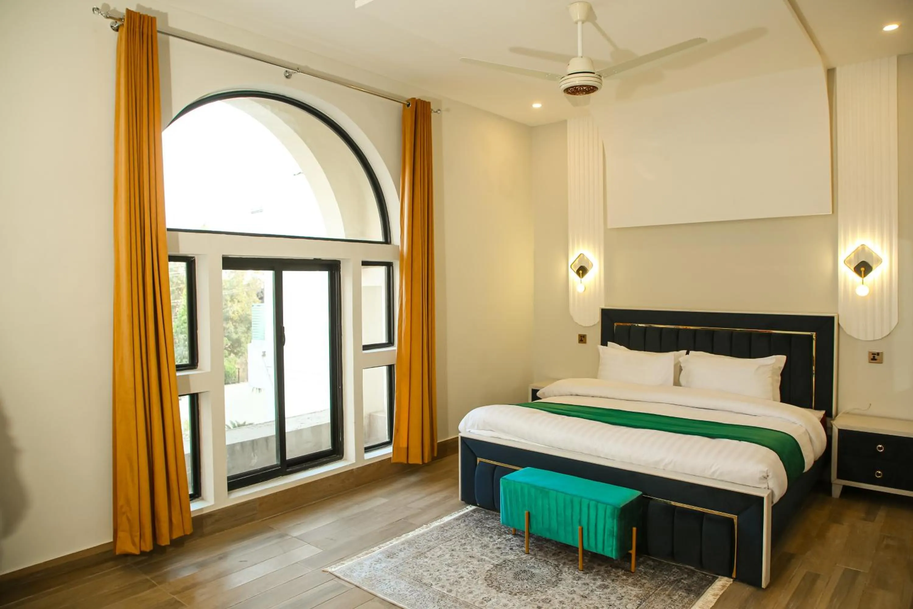 Bed in Grand Shalimar Hotel