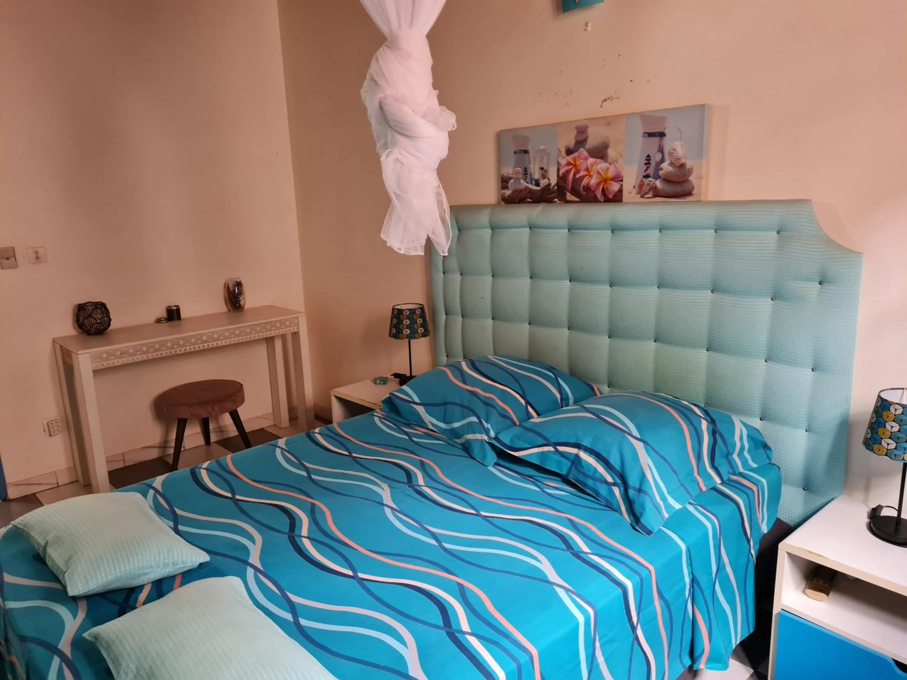 Bed in La Villa Rosier