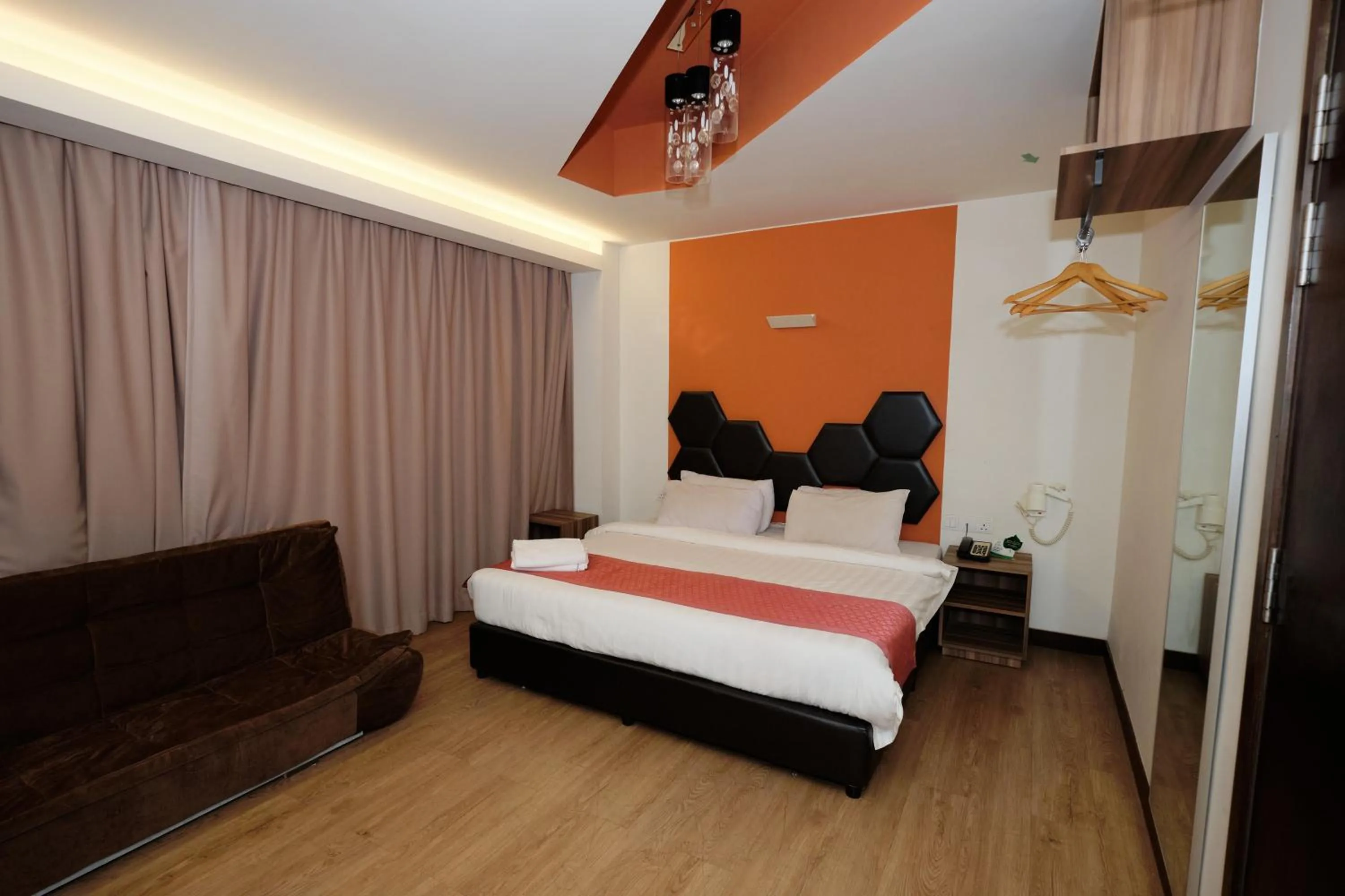 Bedroom, Bed in Memoire Hornbill Hotel Kuching Sarawak