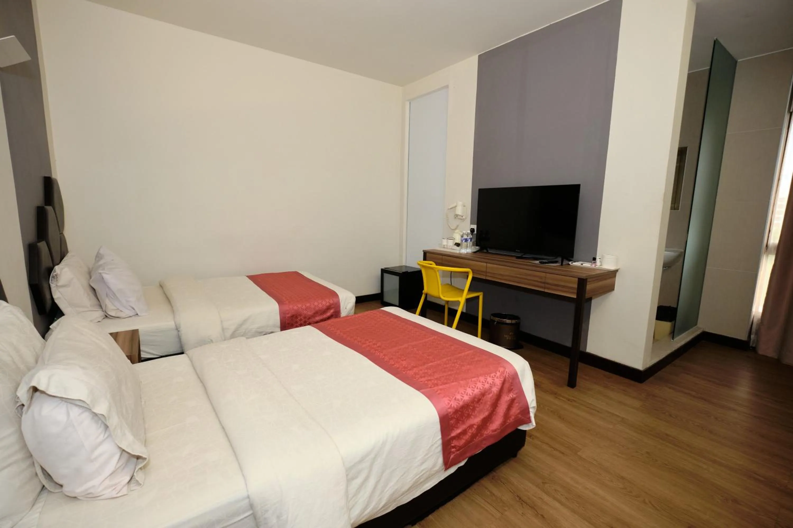 Bed in Memoire Hornbill Hotel Kuching Sarawak