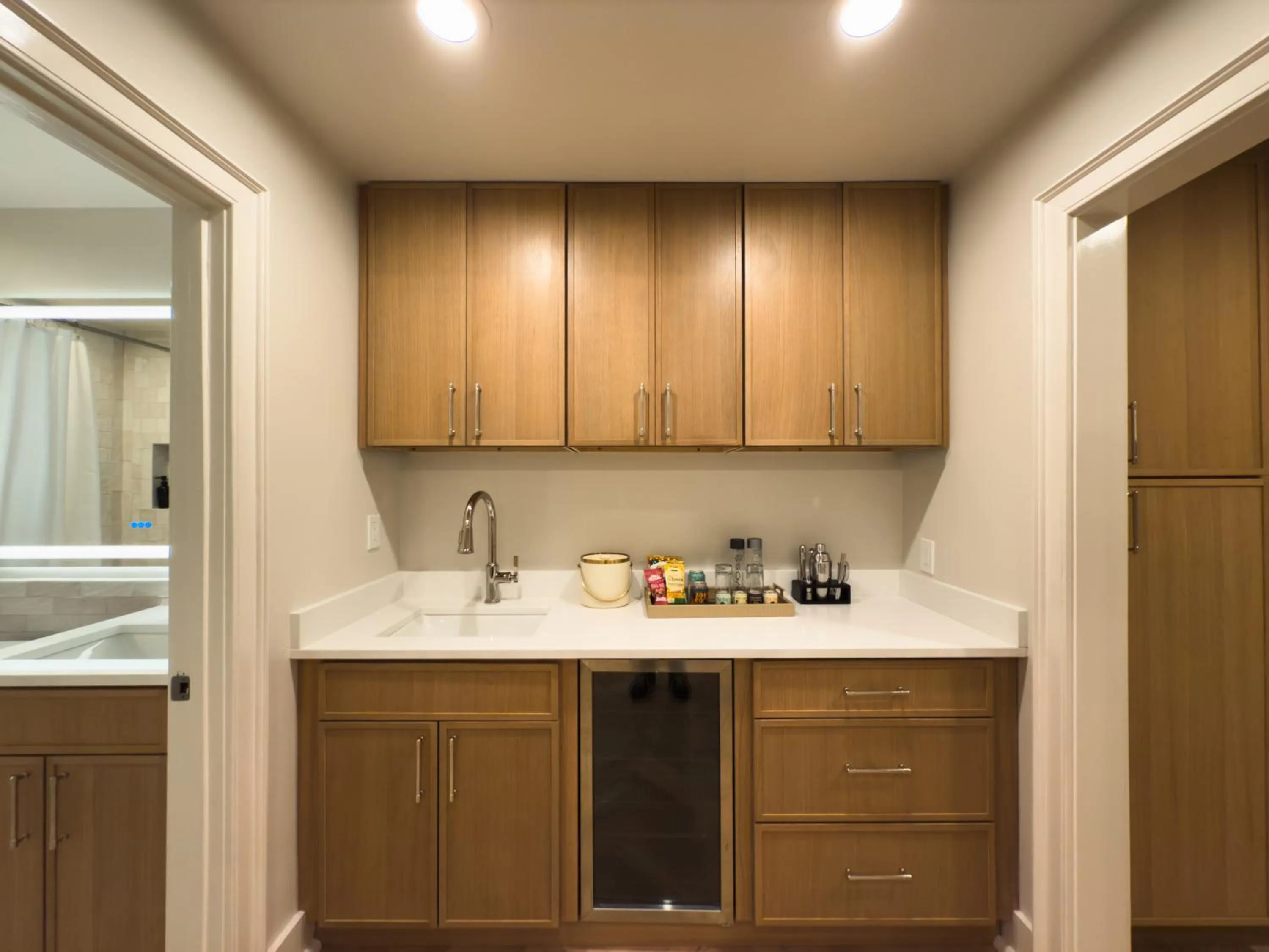 Garden District Hotel