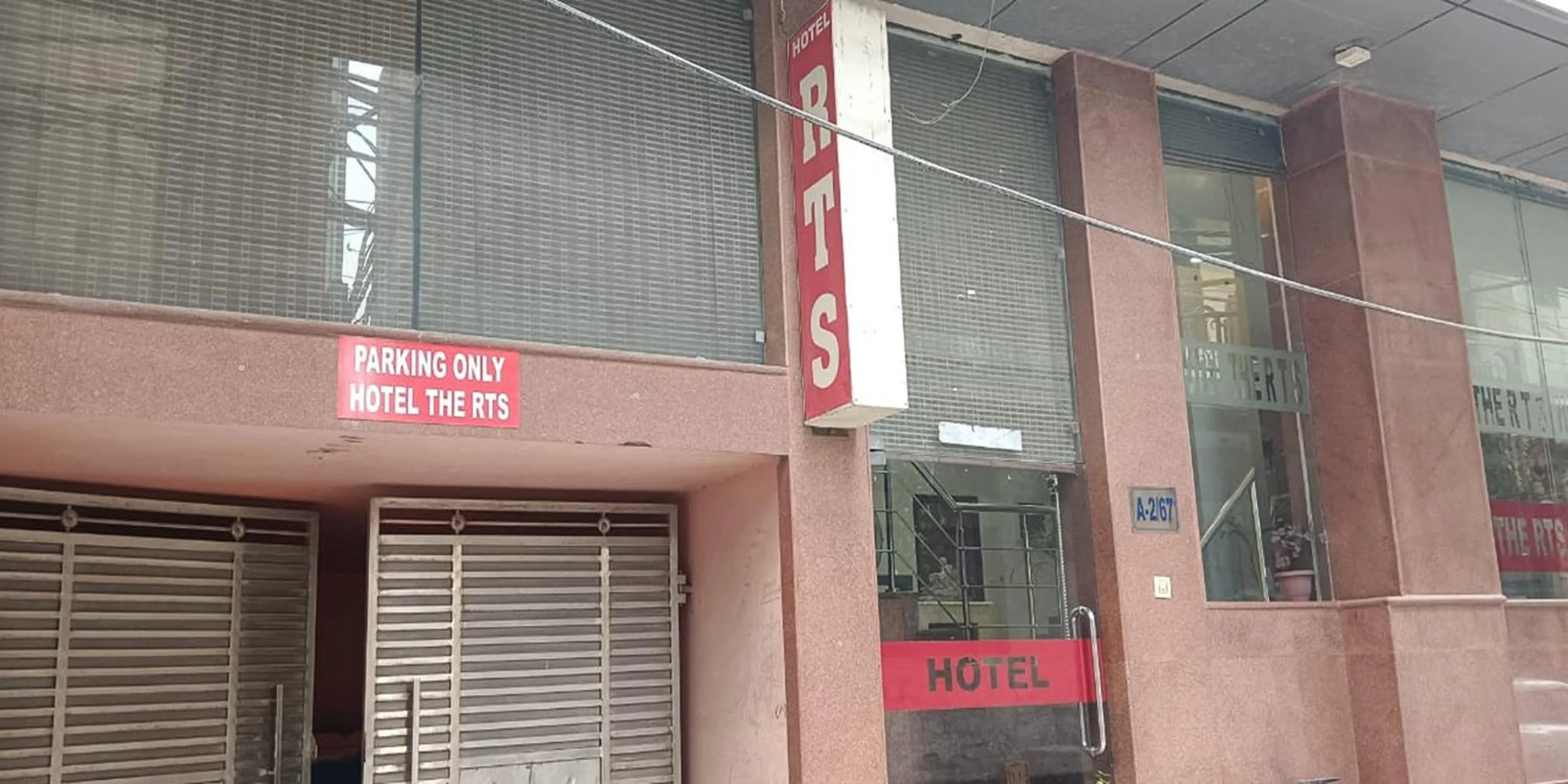 Day in Hotel RTS Plaza Near IGI Airport