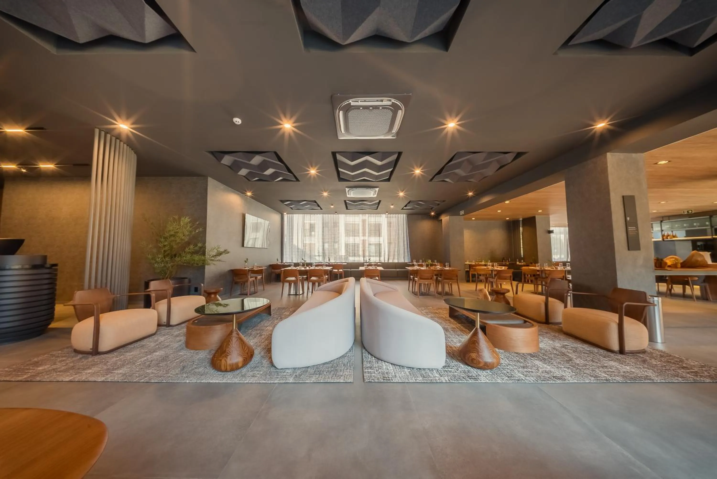 Seating area in Laghetto Stilo Garden