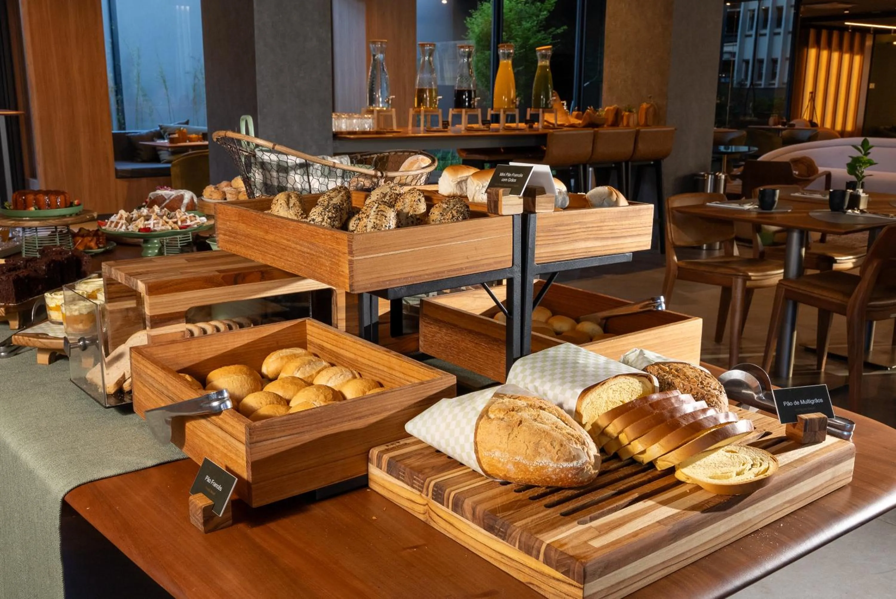 Breakfast in Laghetto Stilo Garden