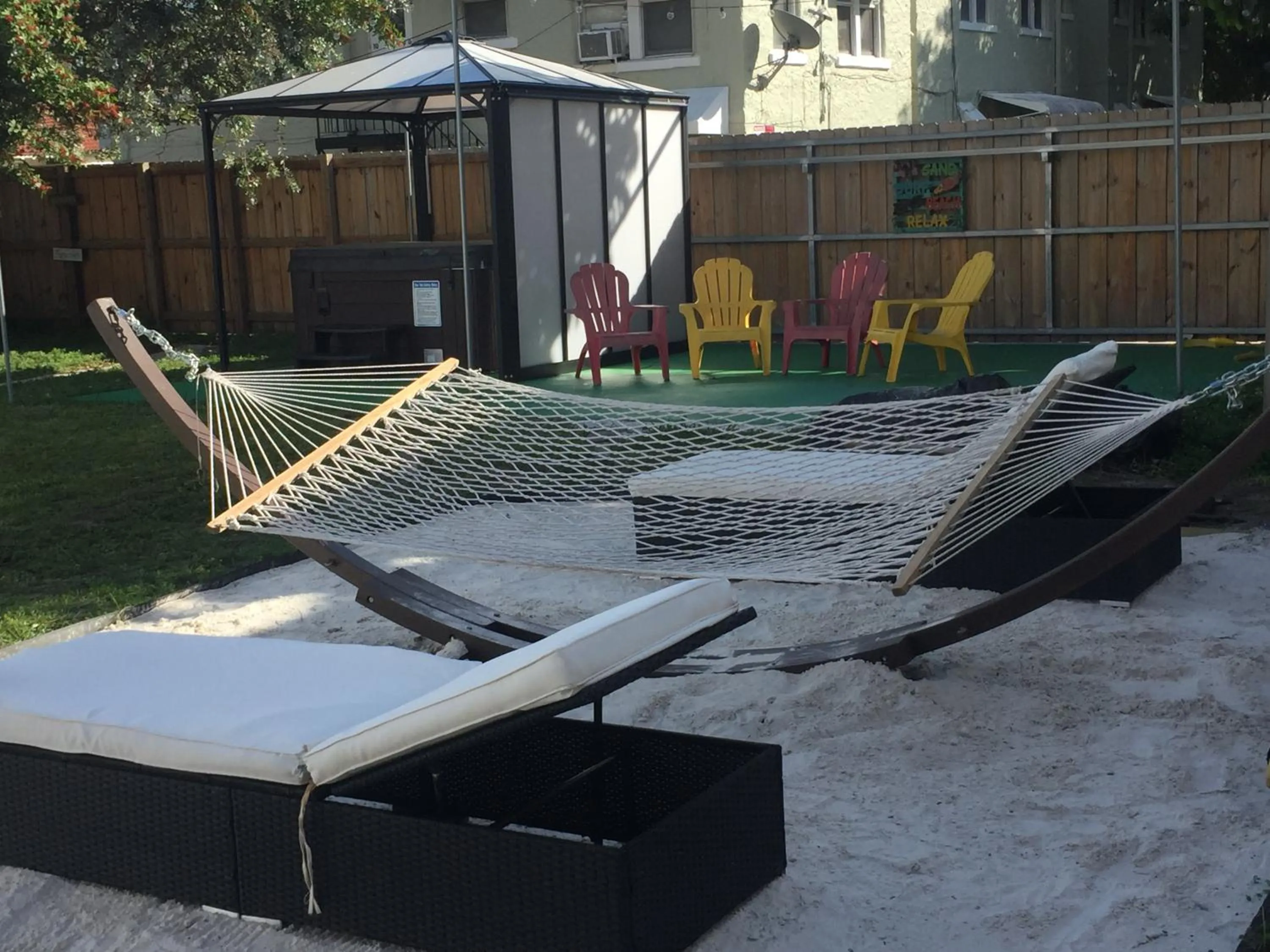 Property building in Large 4BR, 4BA House Beach, Entertainment, Nightlife