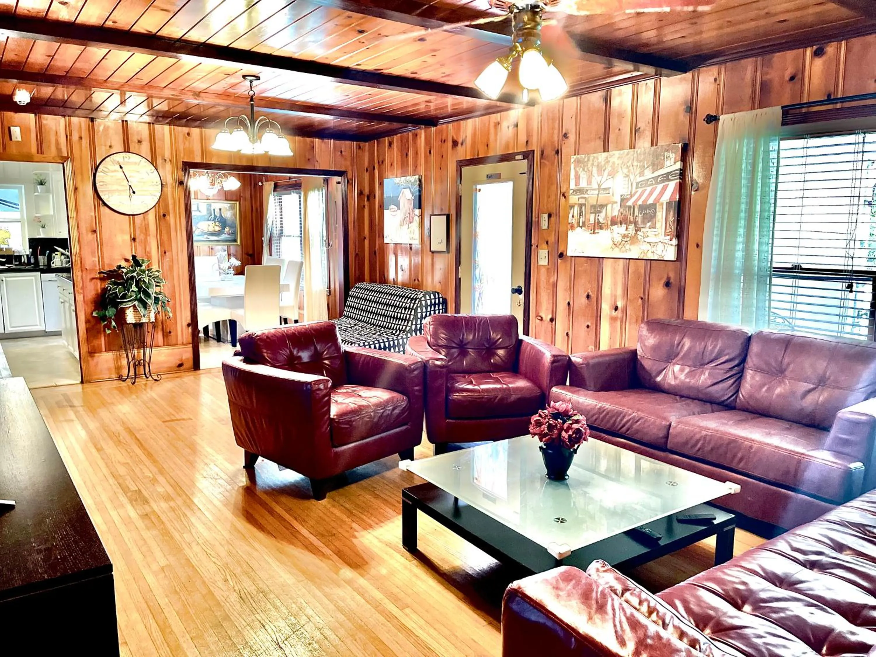 Large 4BR, 4BA House Beach, Entertainment, Nightlife