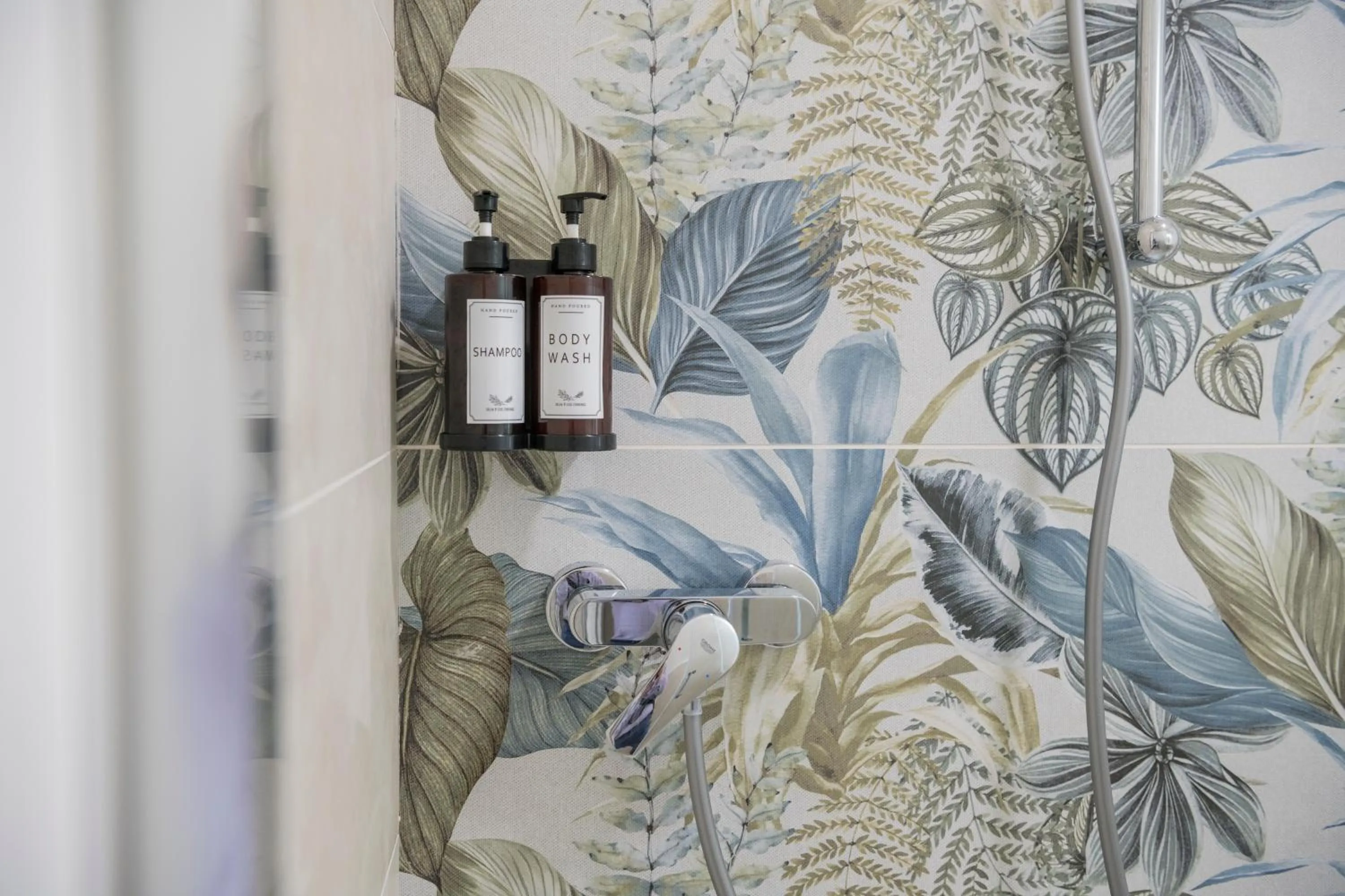 Shower in B&B Al Parco