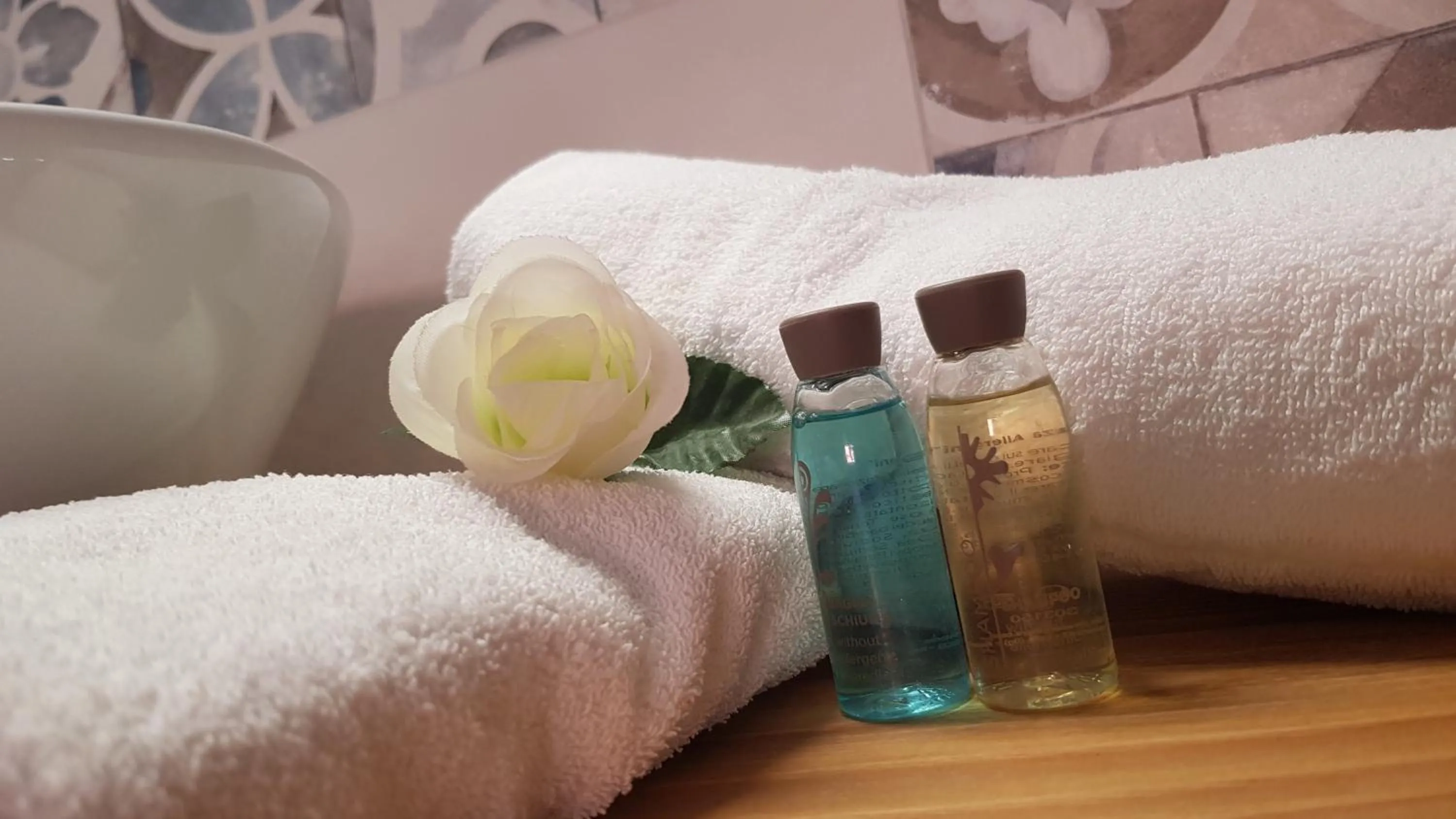 Bathroom, Bed in B&B Al Parco